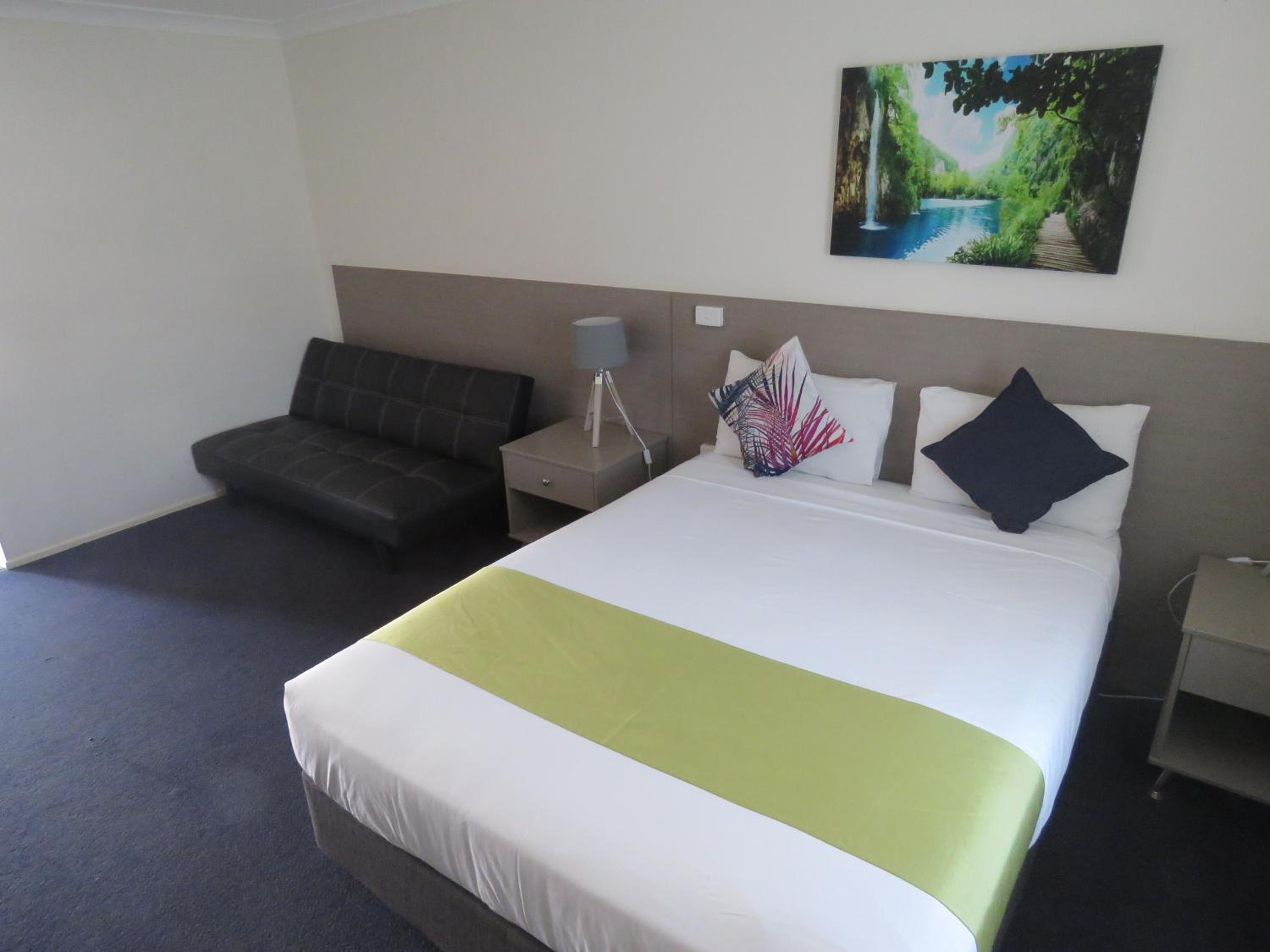 Standard Queen Room - Photo 4