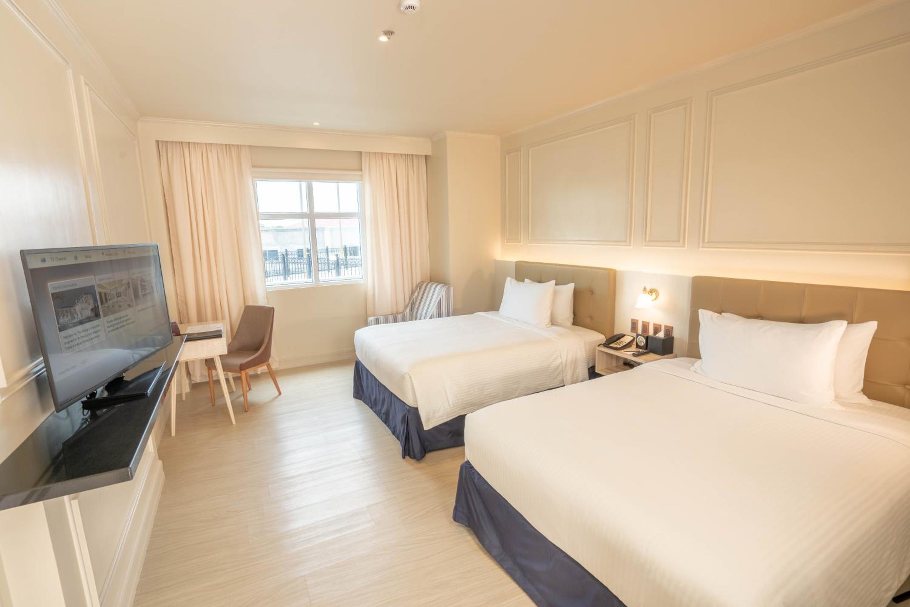 Deluxe Double or Twin Room - Photo 3