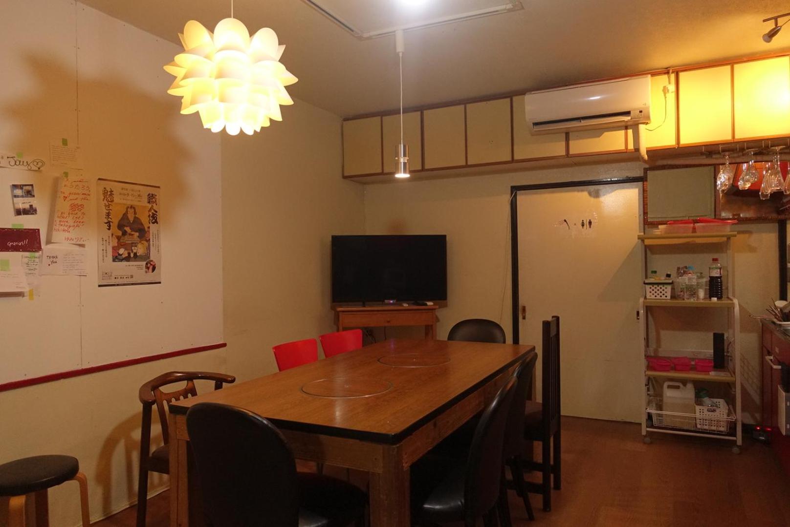 Bed in 6-Bed Female Dormitory Room photo 3