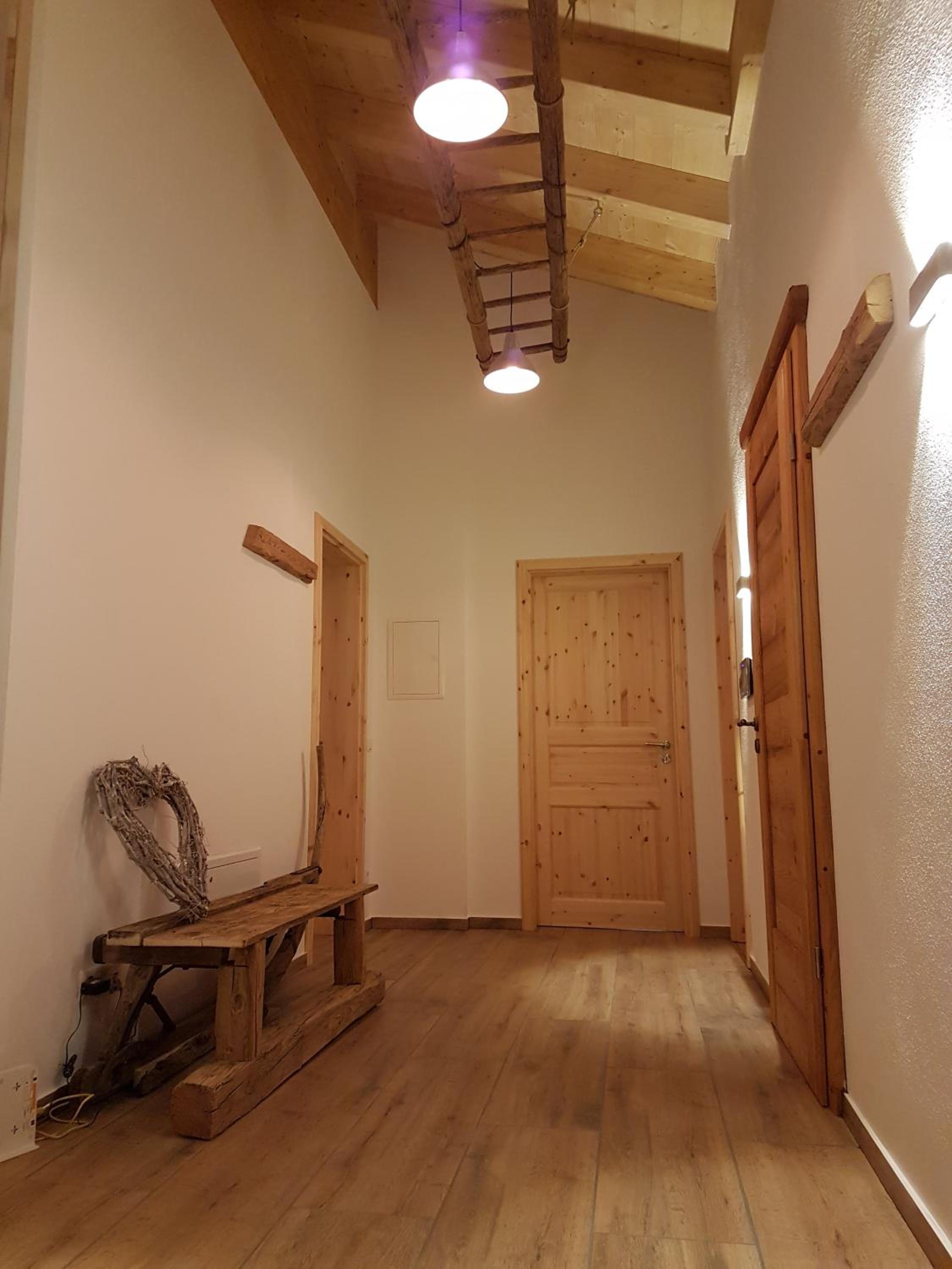 Apartment with Balcony photo 3