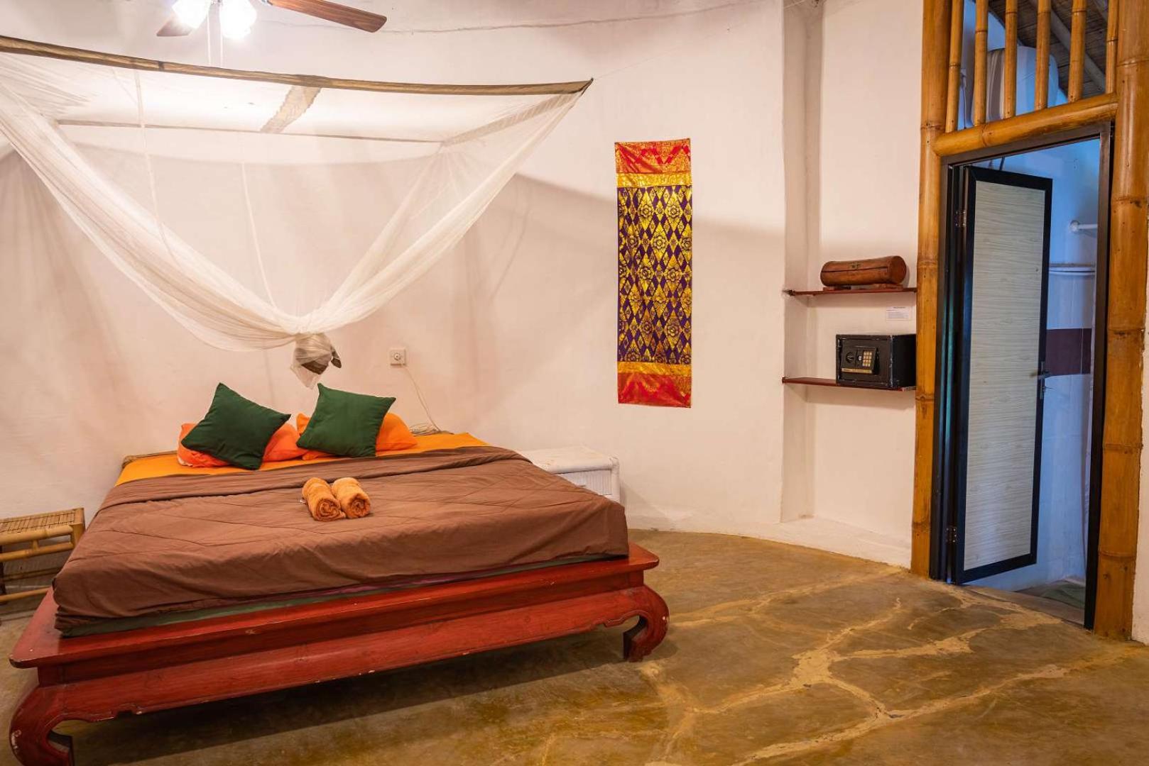 Bamboo Double Room with Garden View - Photo 13