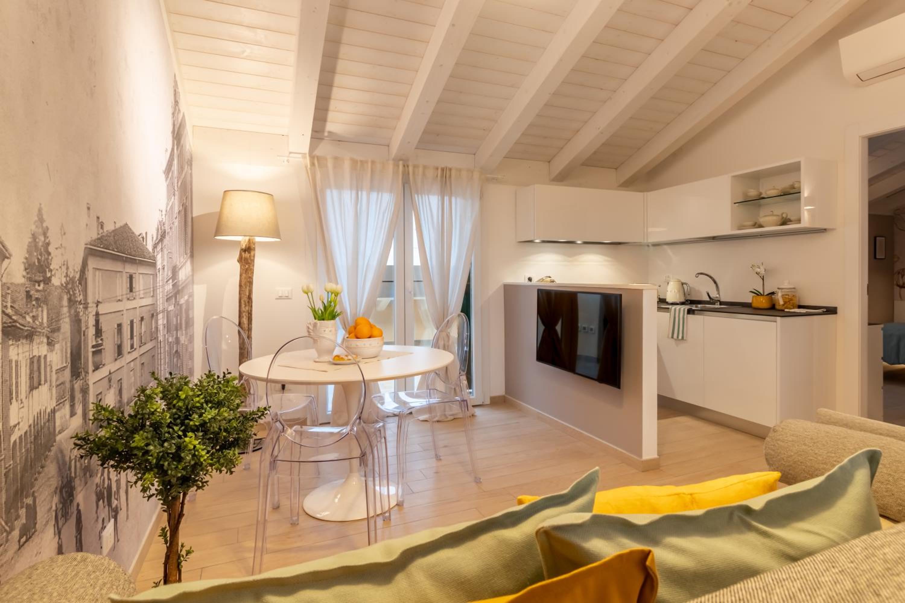 Suite with Terrace - Photo 3