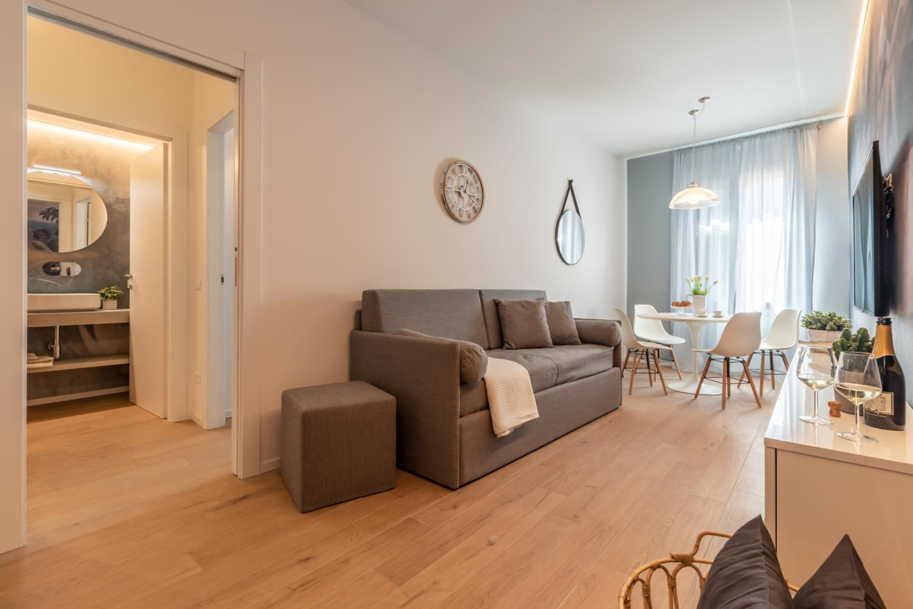 Deluxe Apartment - Photo 1