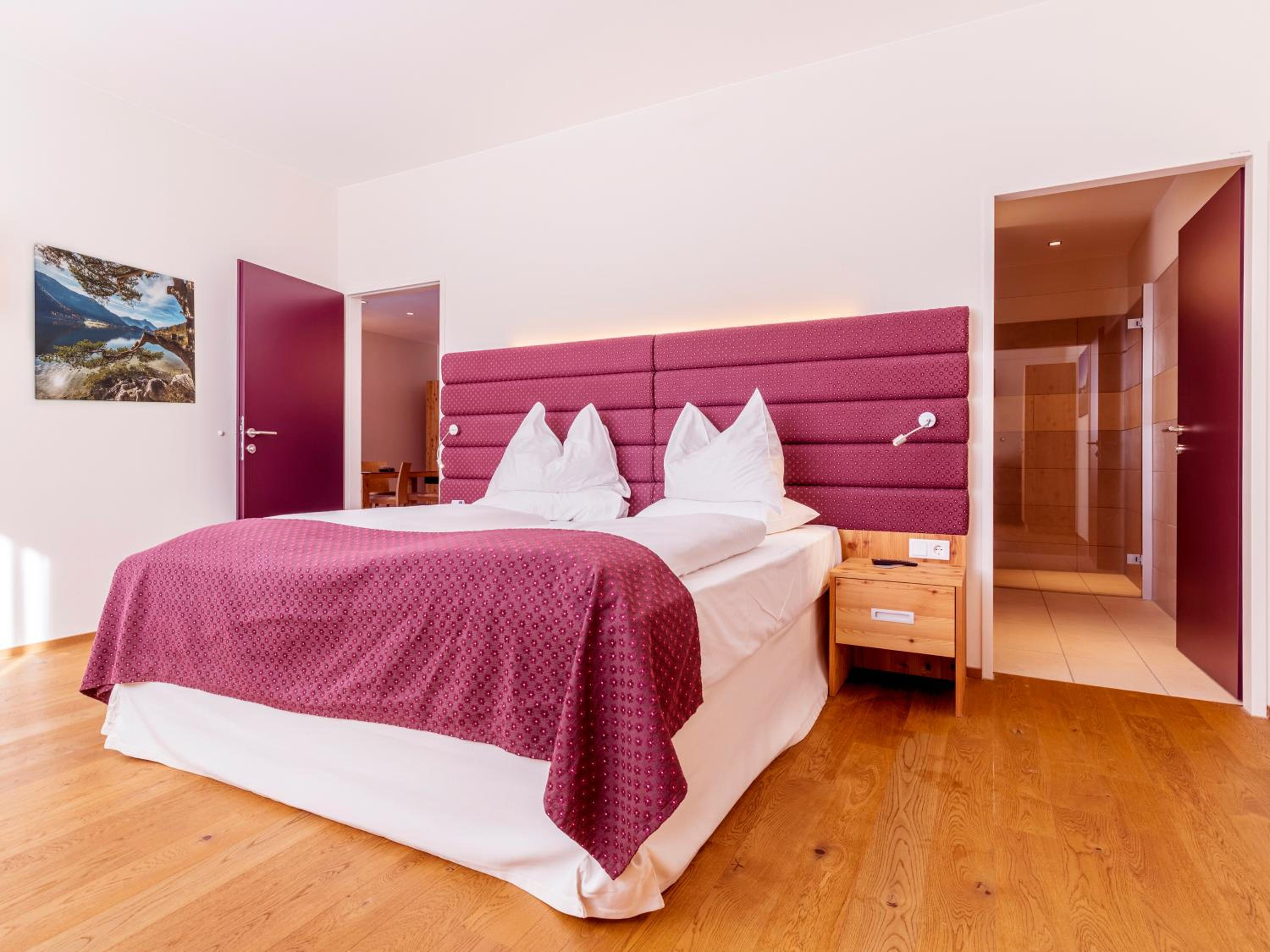 Senior Suite with Mountain View photo 1