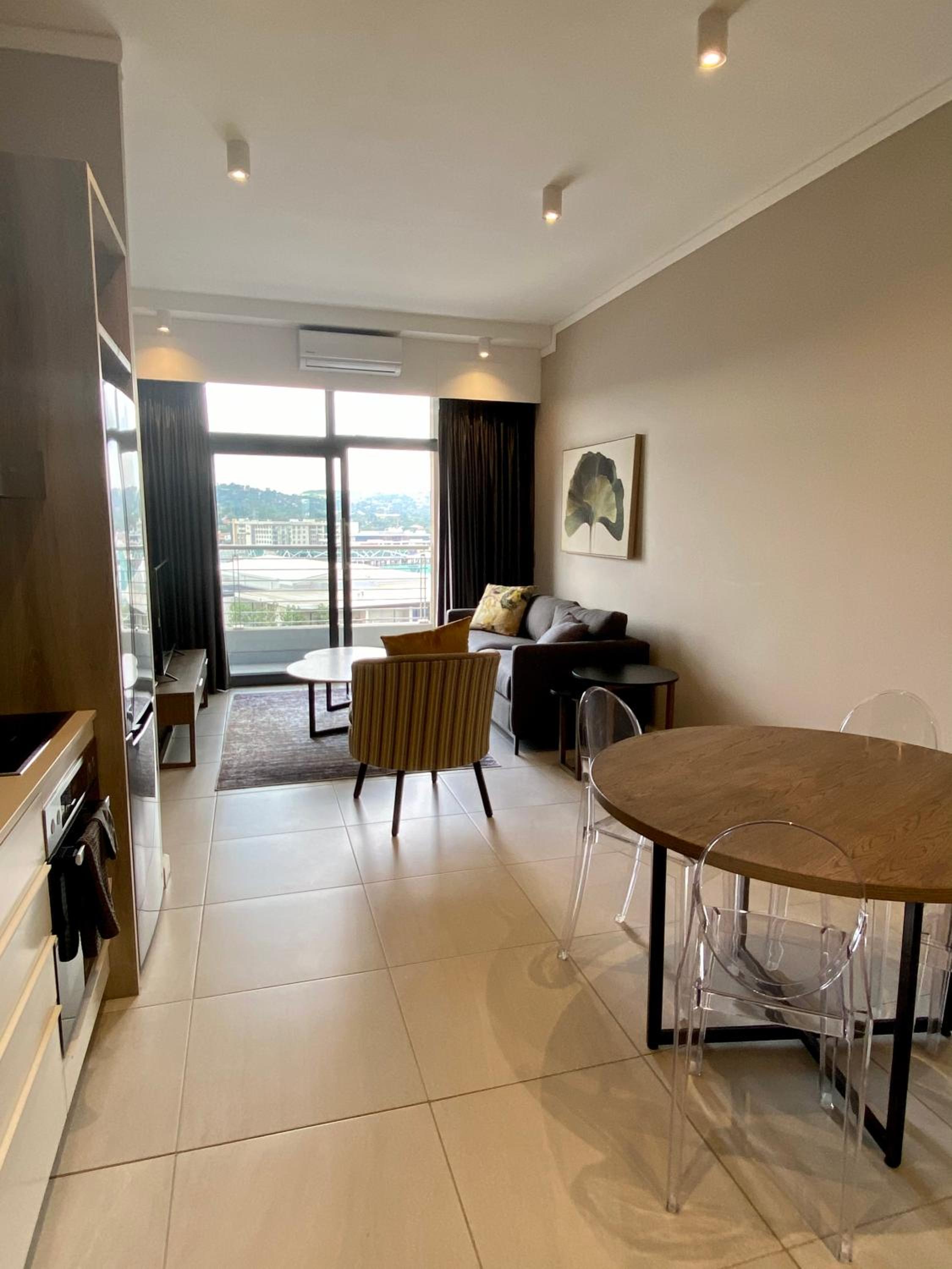 One-Bedroom Apartment - Photo 9