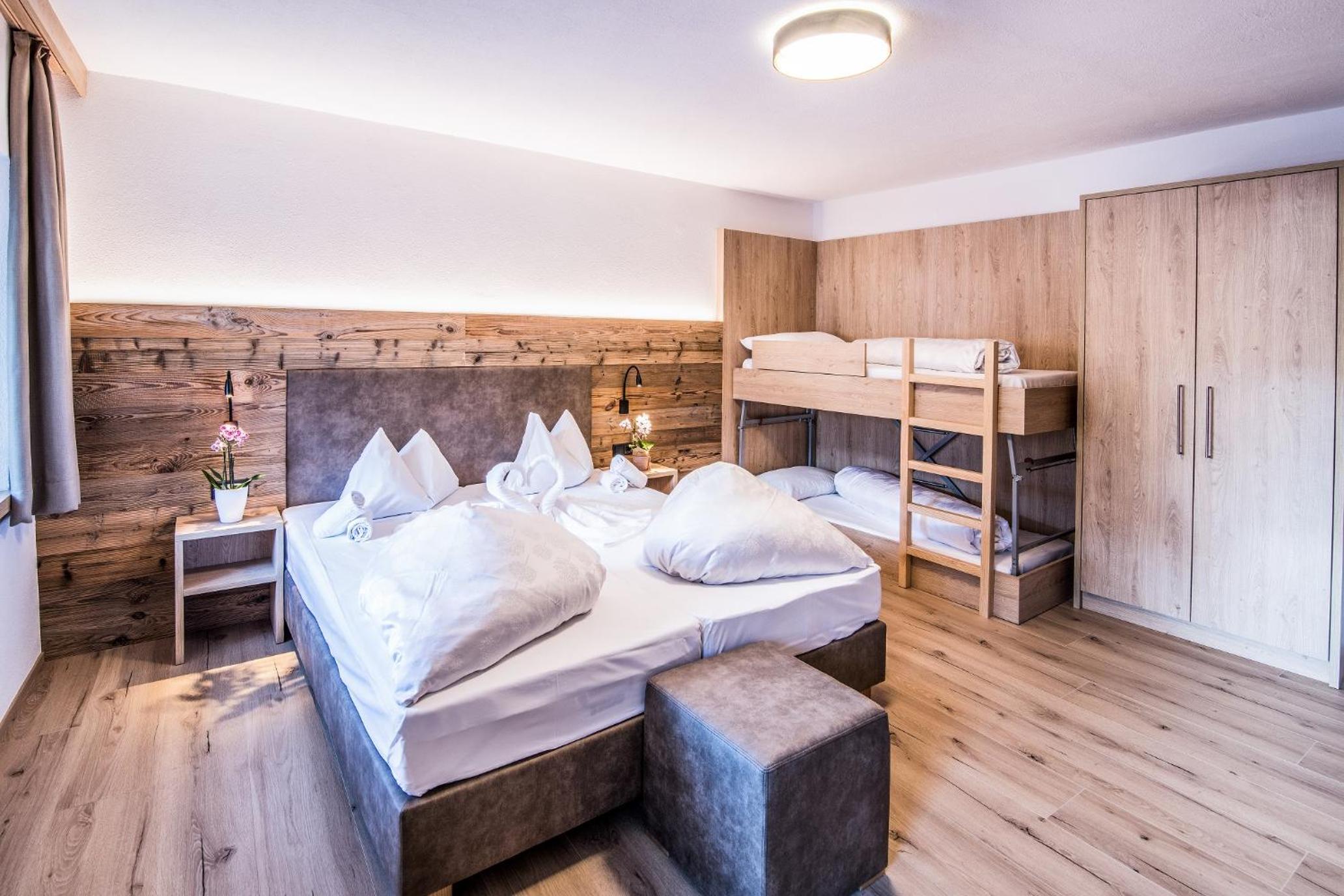 One-Bedroom Apartment (3 Adults)