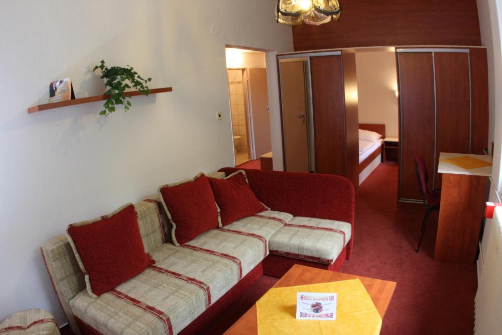 Two-Bedroom Apartment - Photo 1