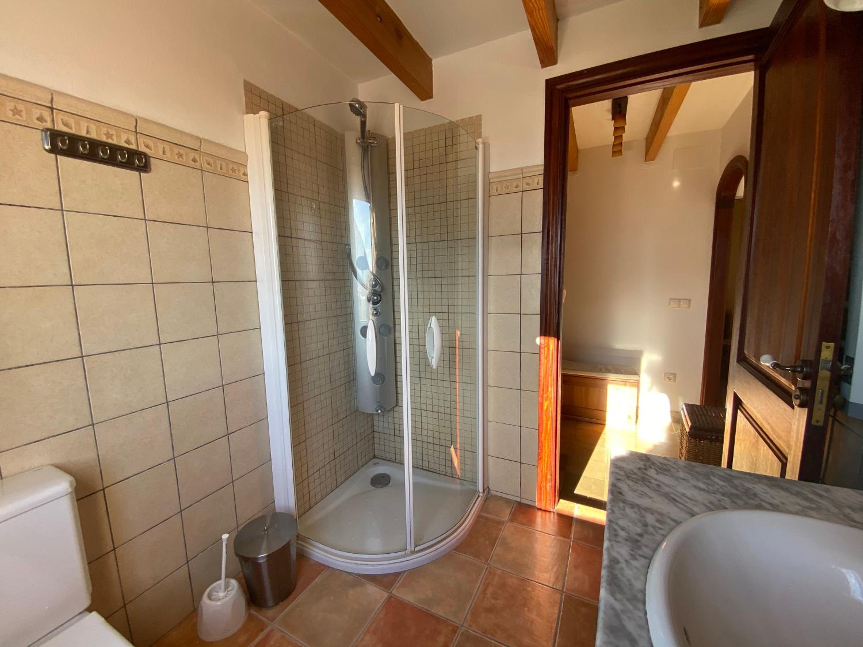 Three-Bedroom House photo 3