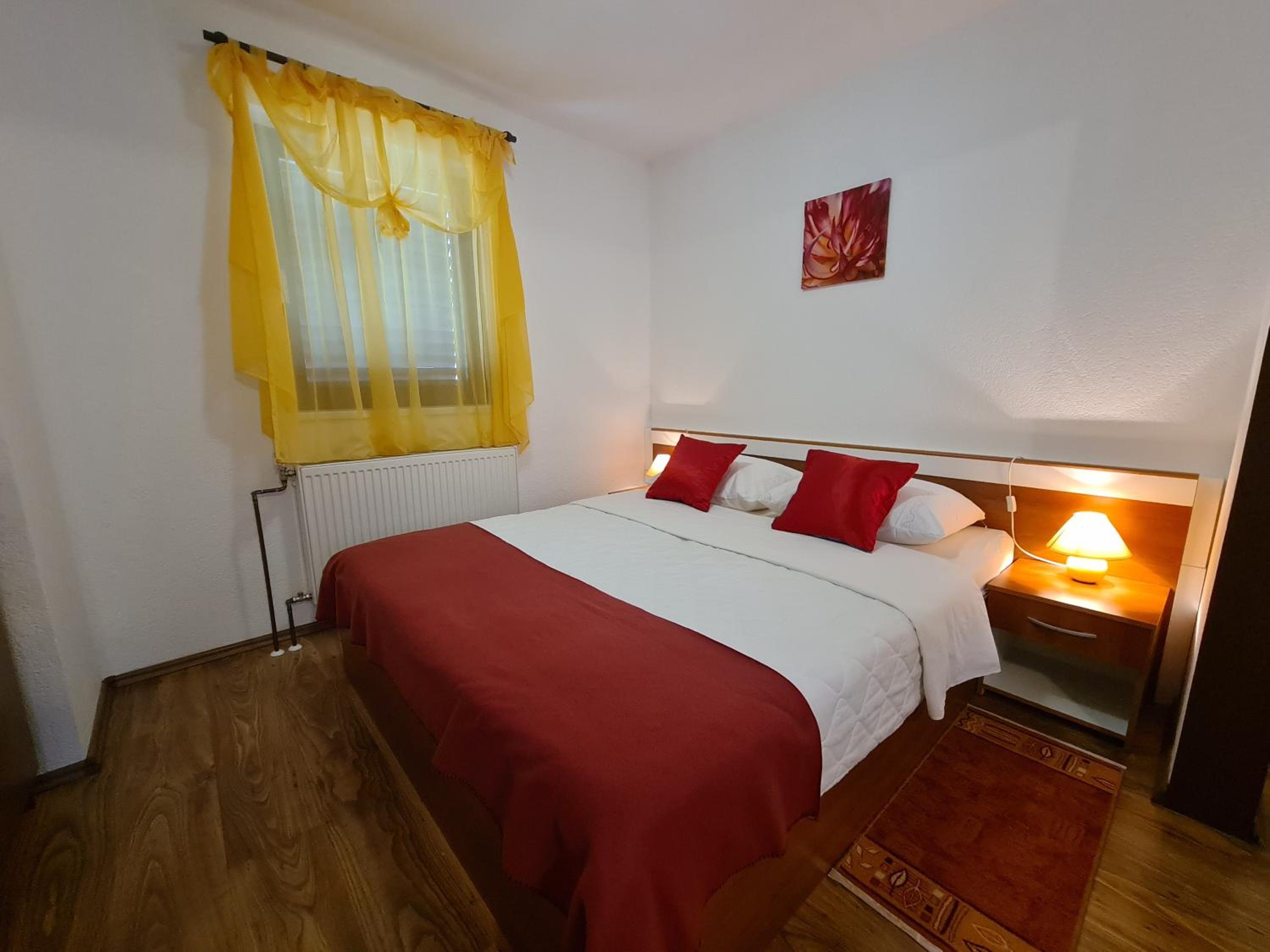 Triple Room with Private Bathroom - Photo 14
