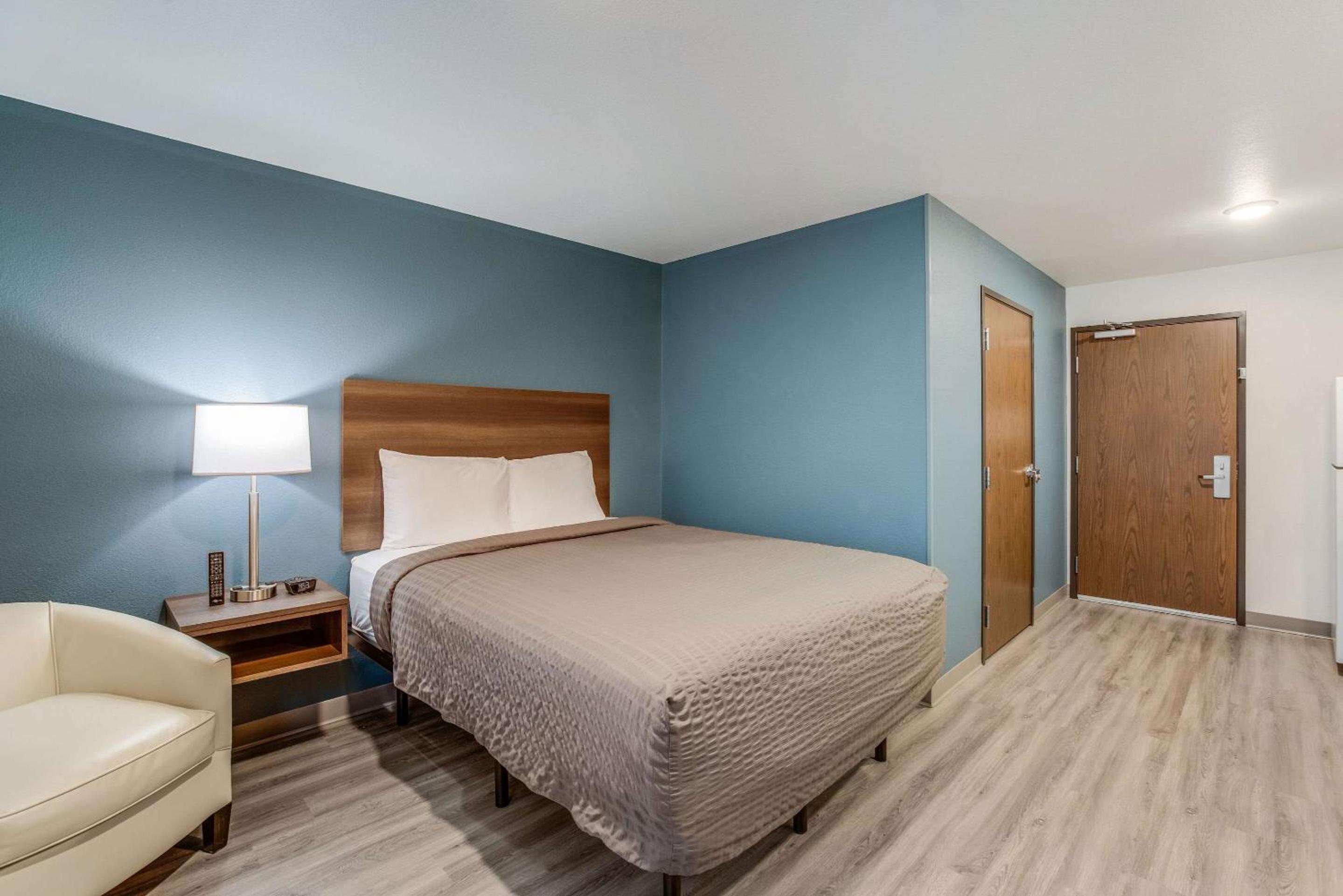 QUEEN SUITE - Photo 1