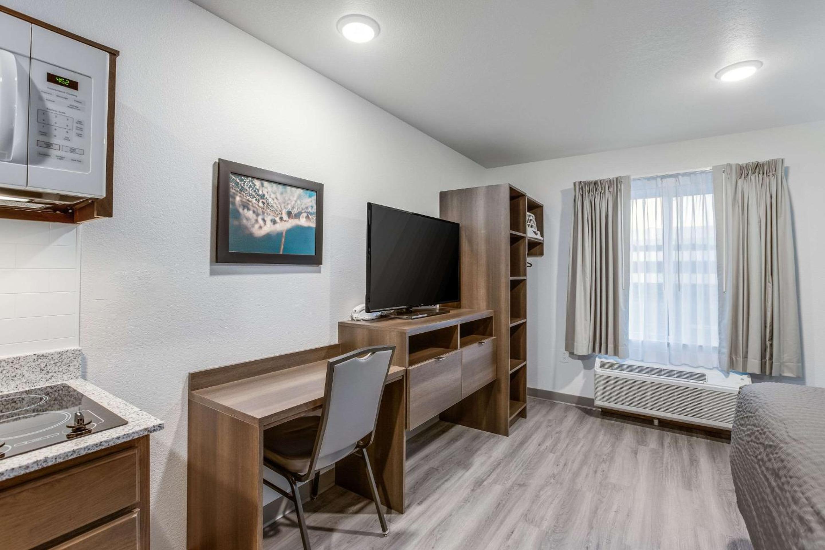 QUEEN SUITE - Photo 6