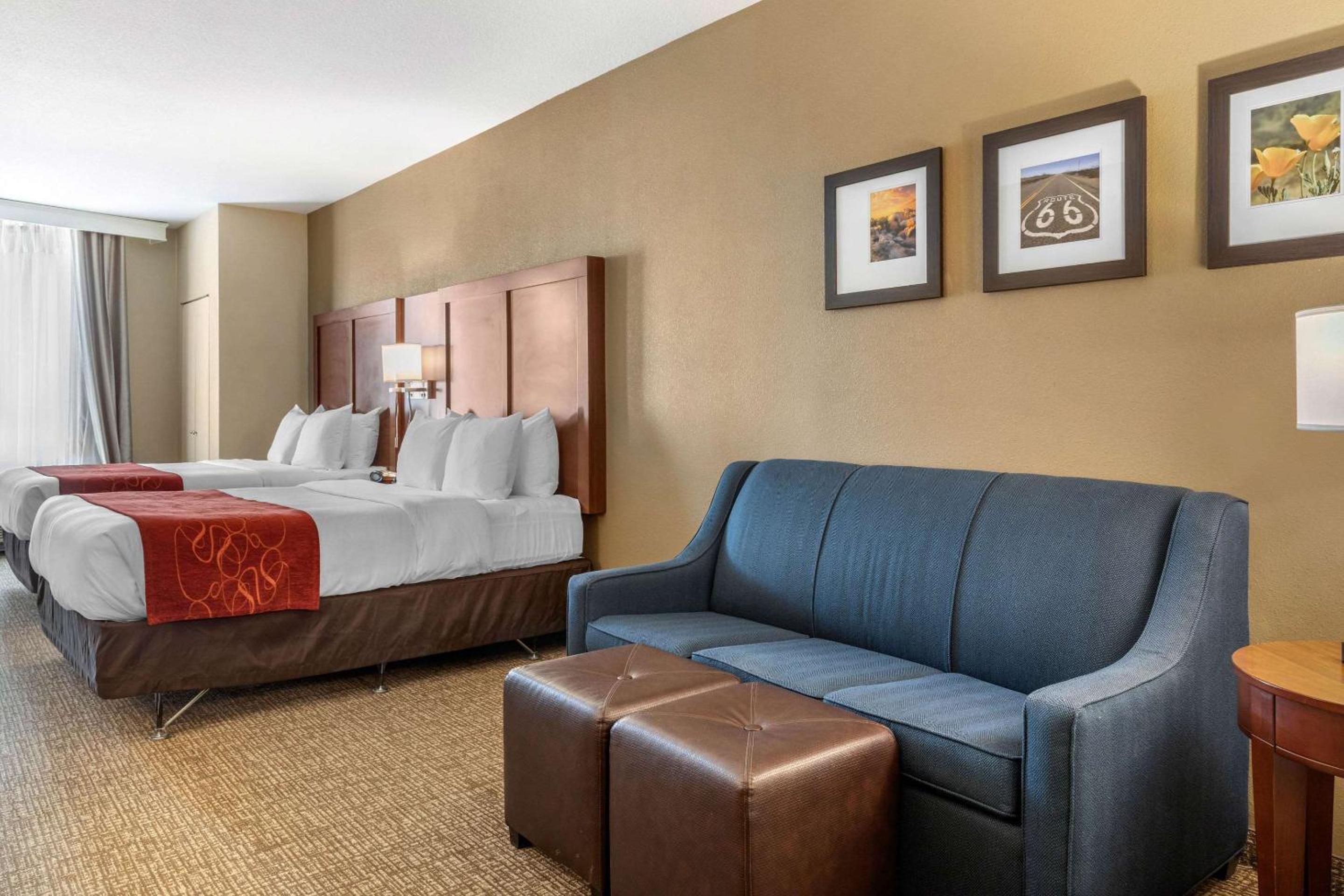 Queen Suite with Two Queen Beds - Photo 1