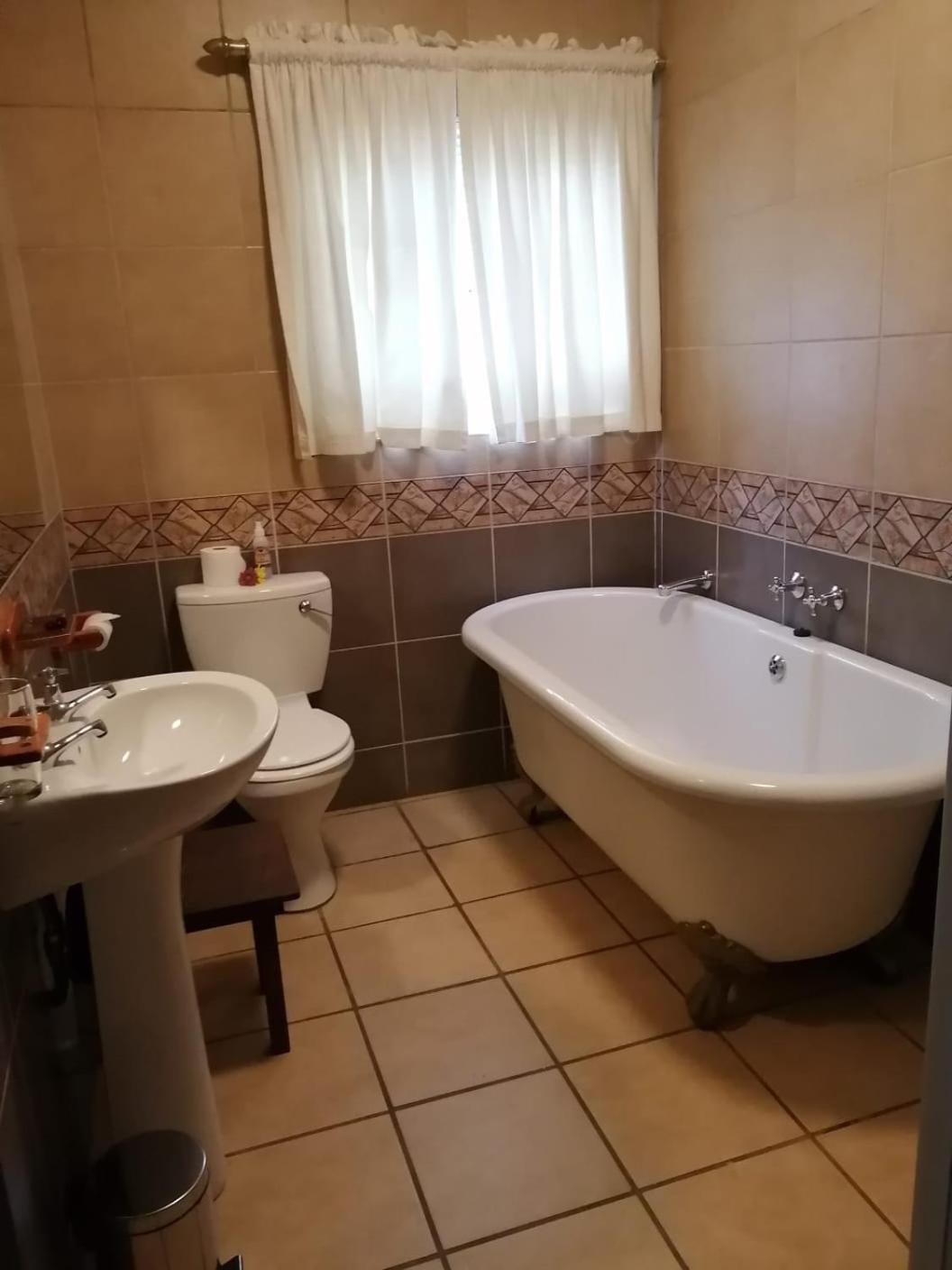 Family Suite - Photo 3