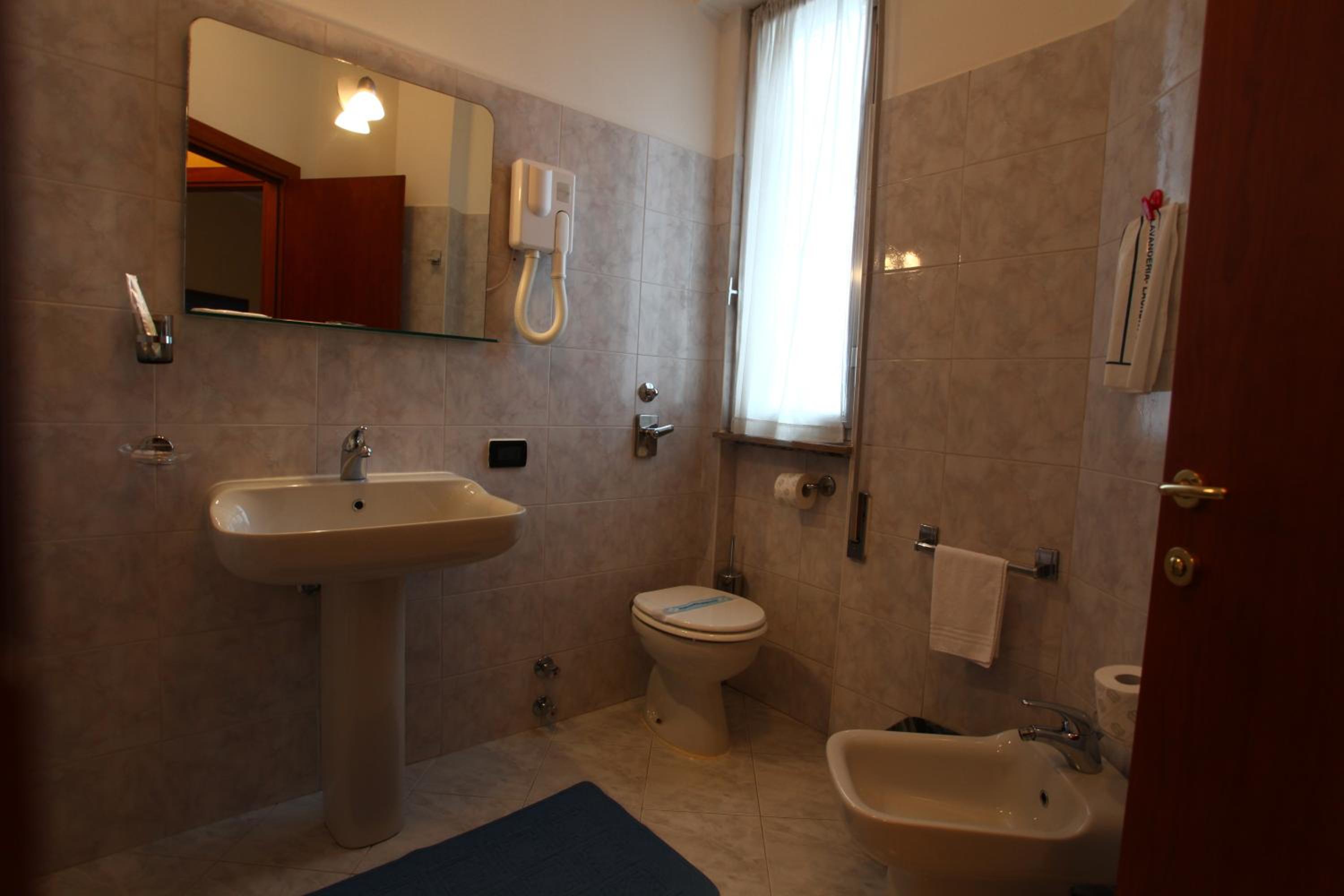 Quadruple Room photo 2