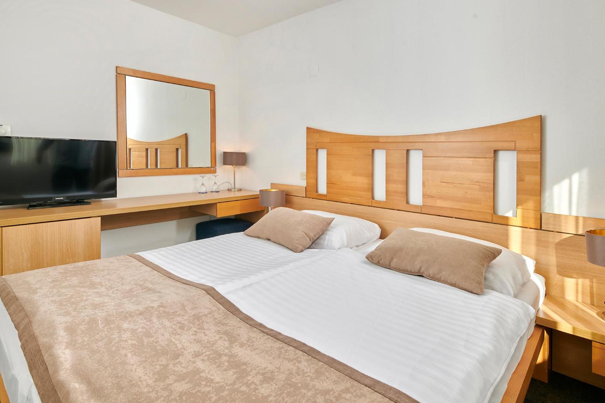 Standard Double Room - Photo 1