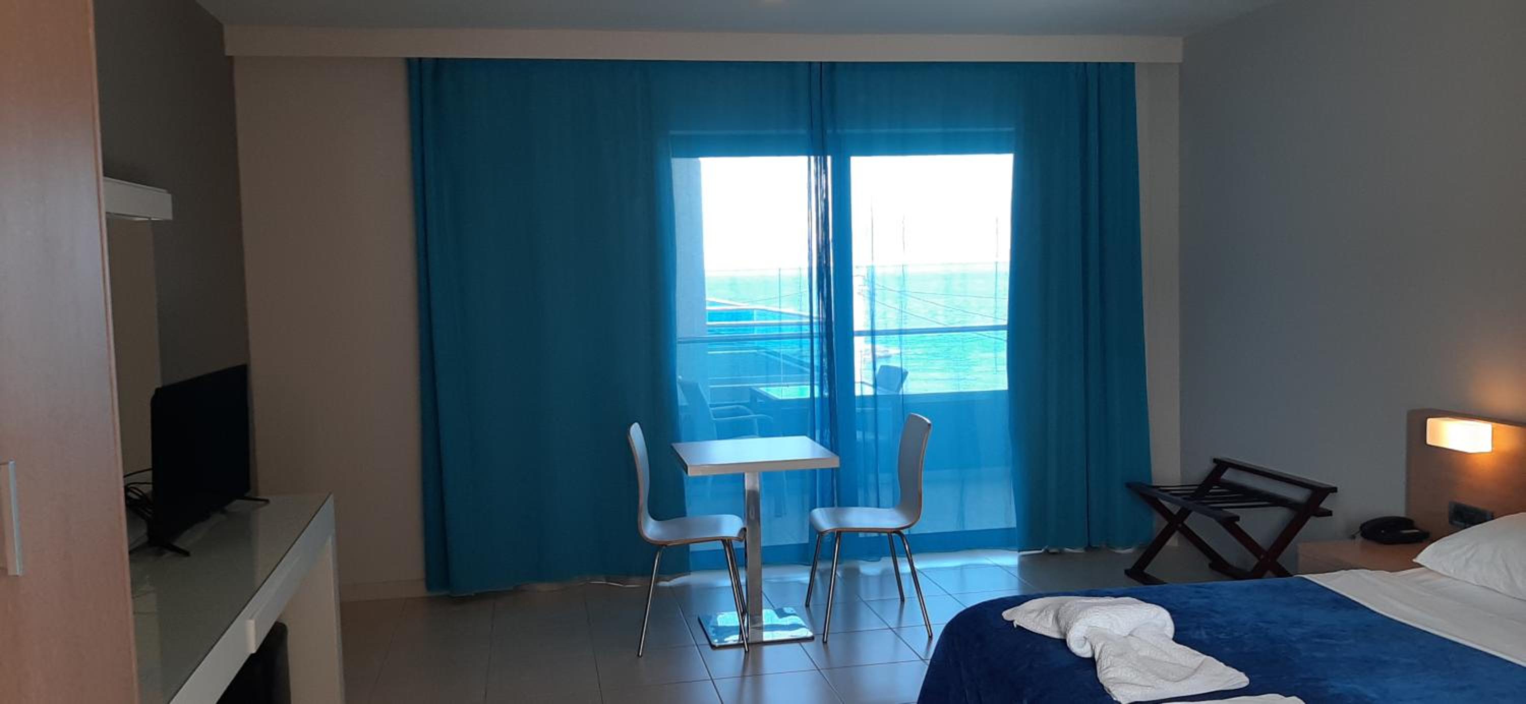 Studio with Partial Sea View photo 2