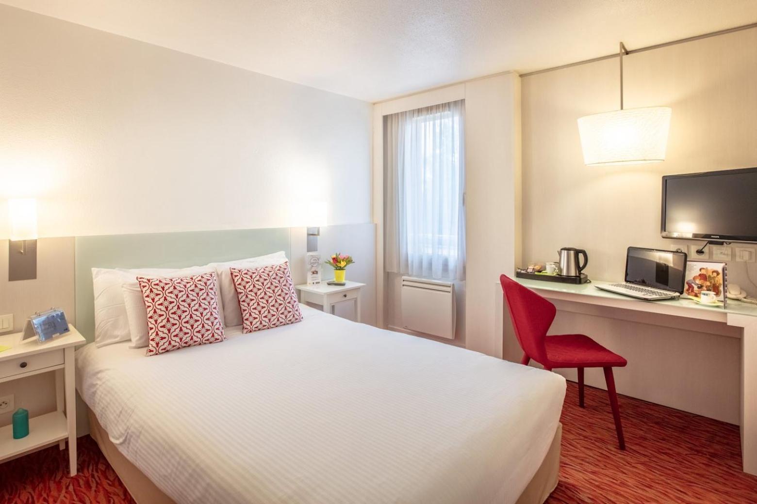 Double Room with One Double Bed - Photo 5