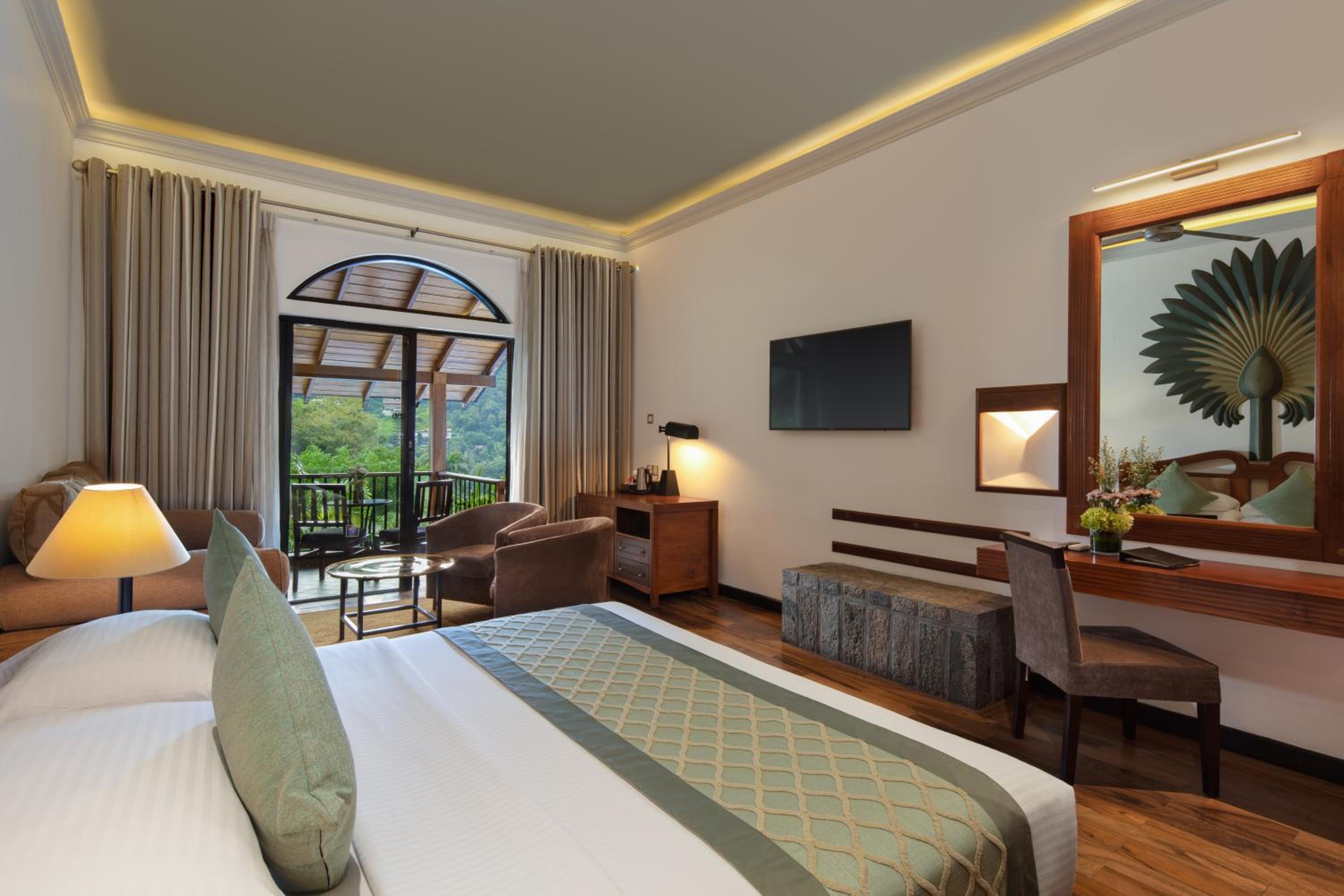 Deluxe Twin Room with 10% Off on Excursions, 10% off on Spa, 10% off on Laundry