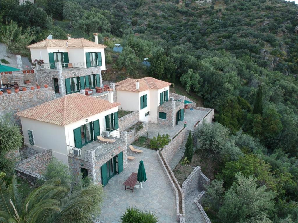 Villa - Beach Front photo 1