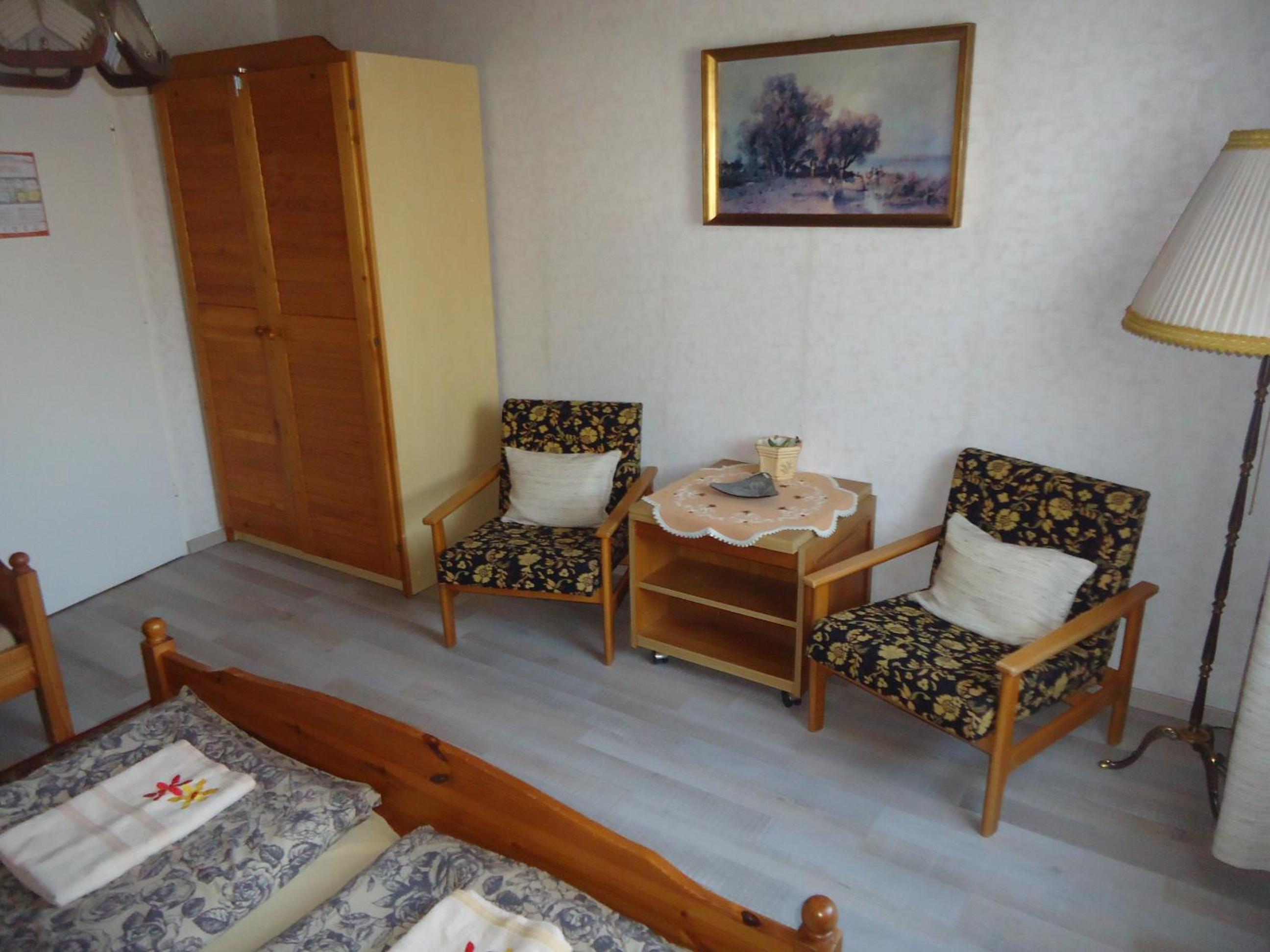 Apartment with Garden View - Photo 2