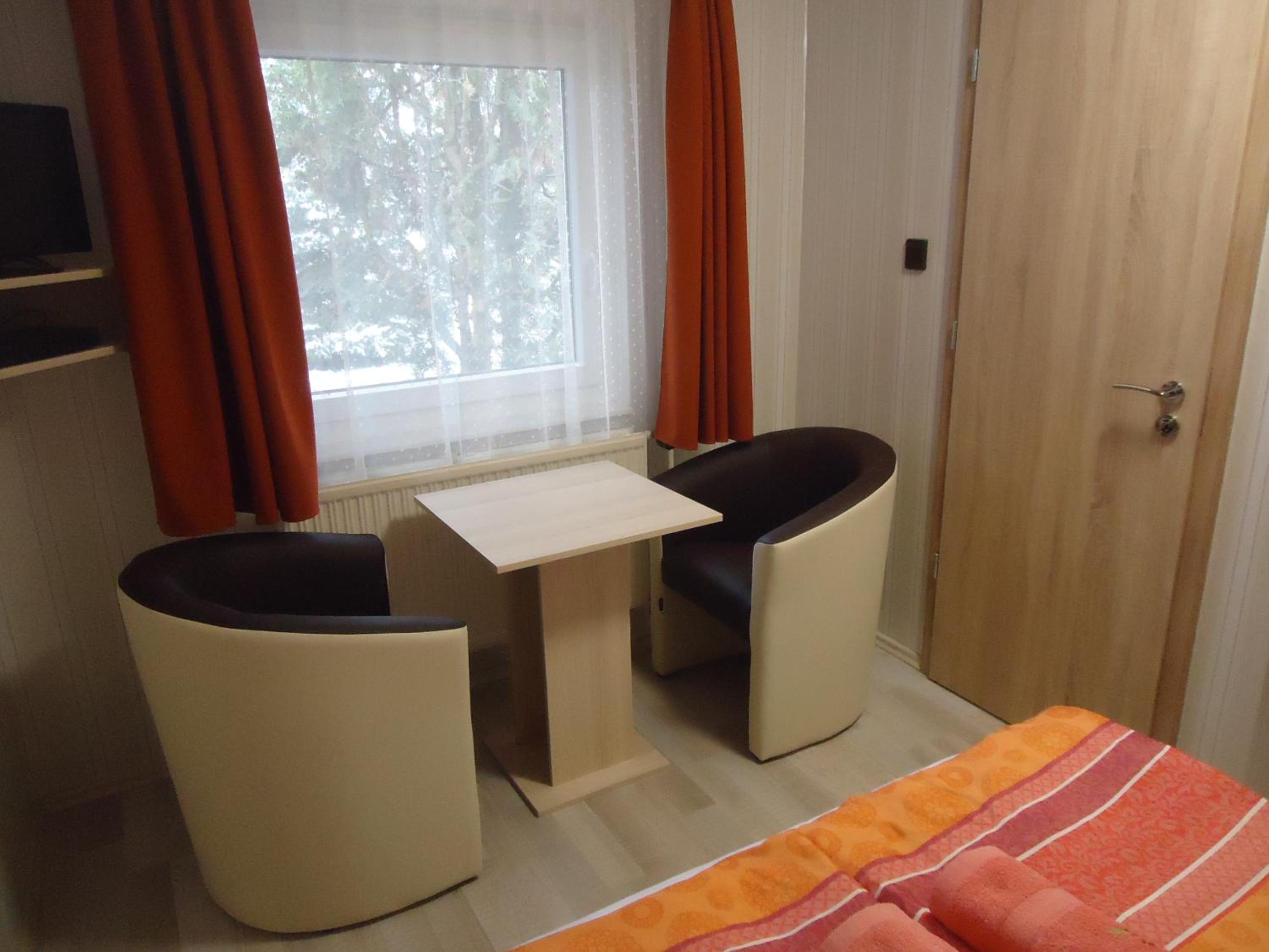 Double or Twin Room - Disability Access - Photo 7