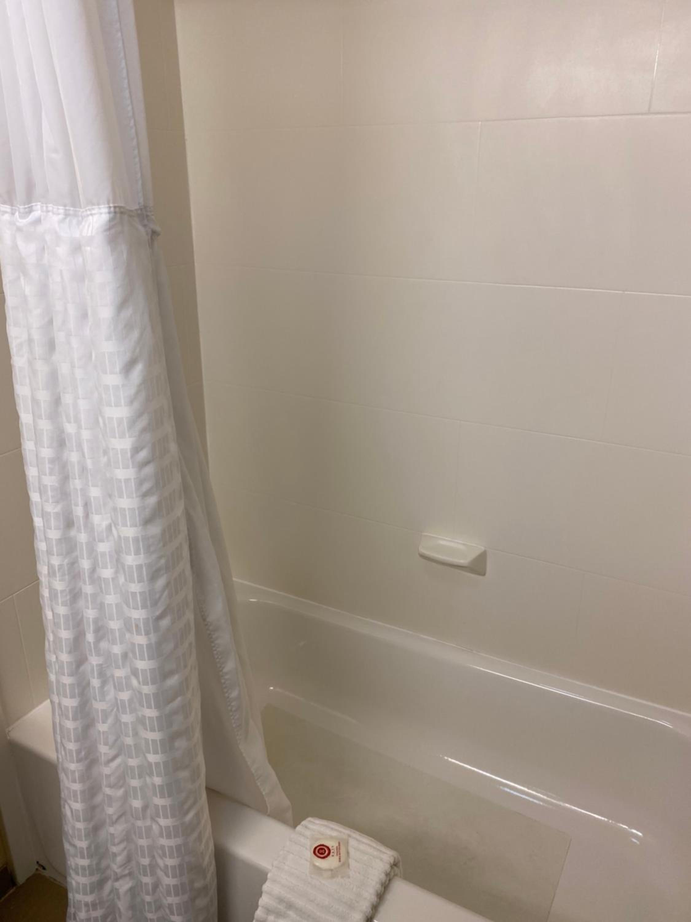 Double Room with Two Double Beds - Accessible/Non-Smoking photo 3