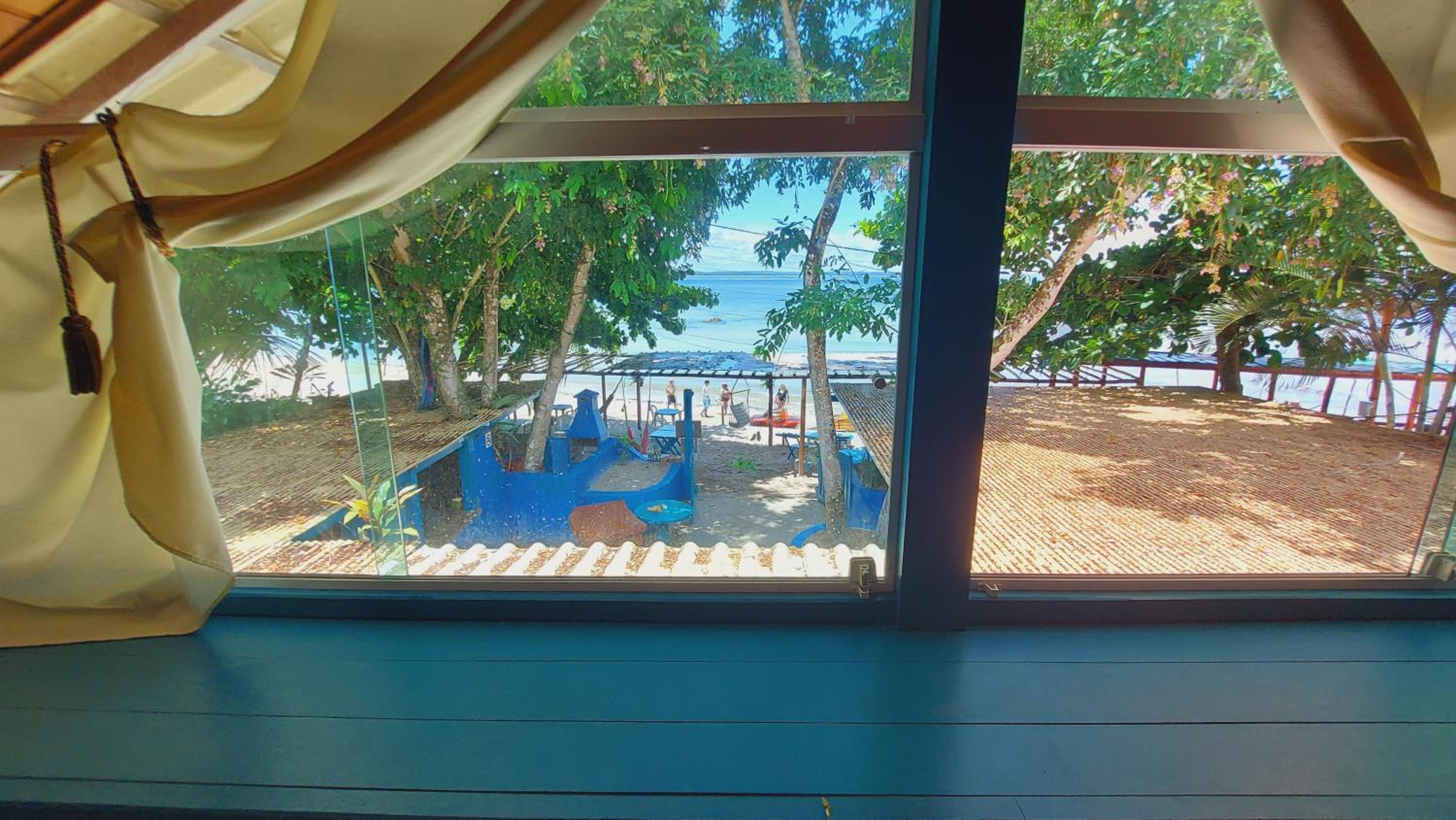 One-Bedroom Apartment with Sea View and Terrace photo 2