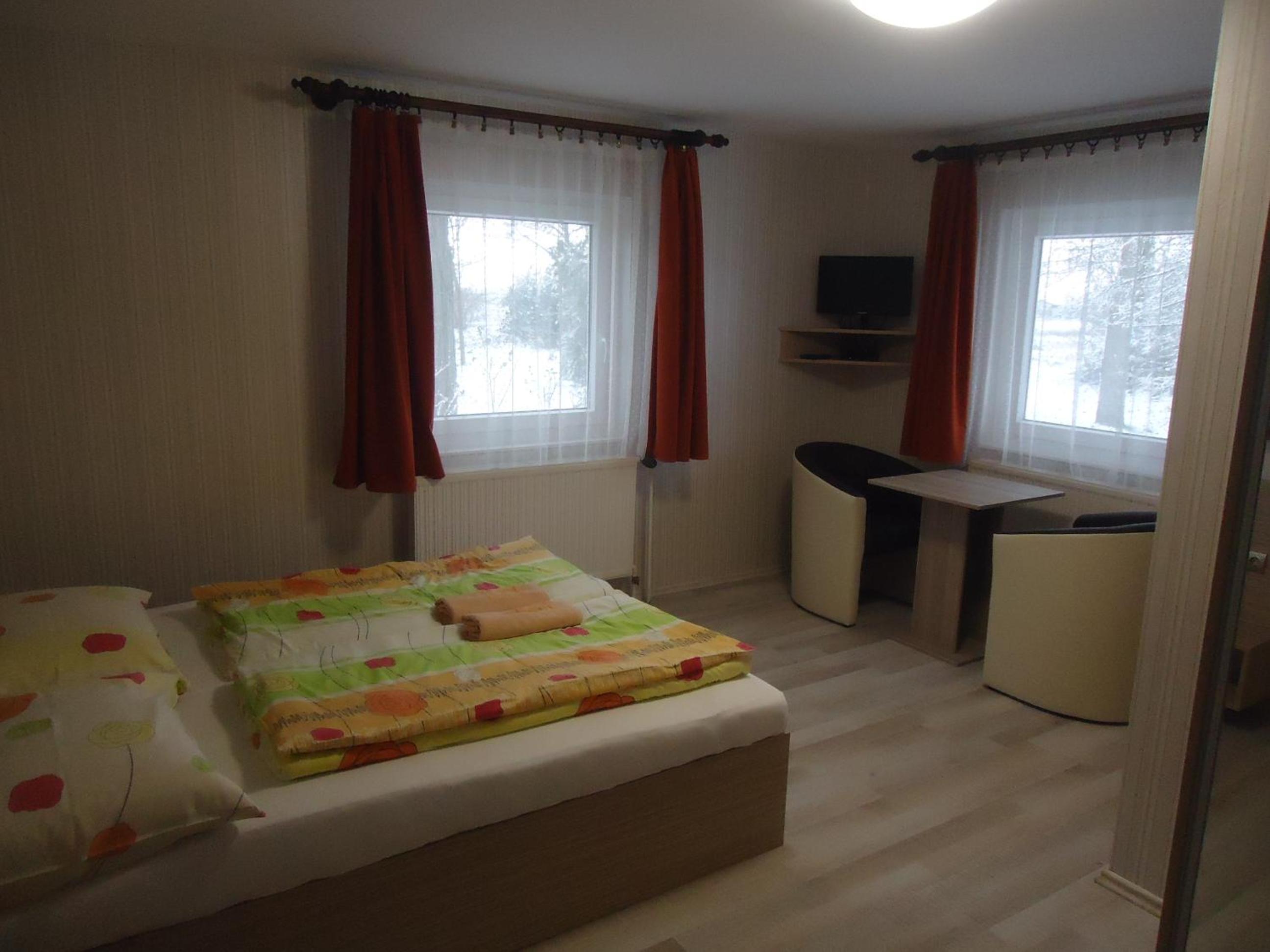Deluxe Double Room - Photo 16