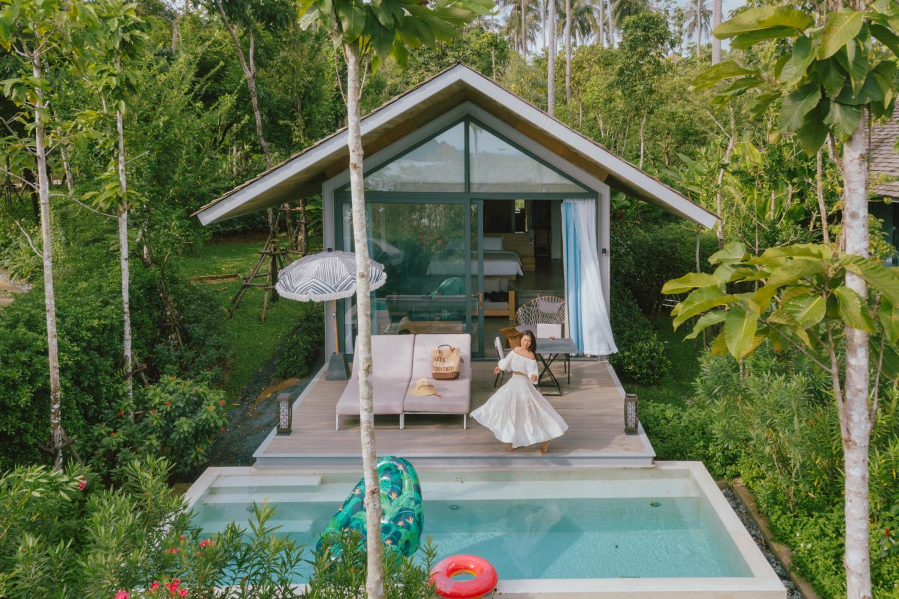 One-Bedroom Pool Villa with Schedule Boat Transfer - Photo 17