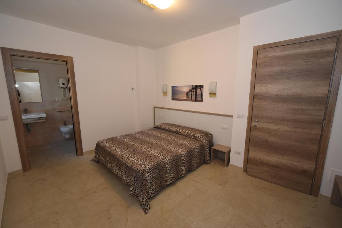 Two-Bedroom Apartment photo 3