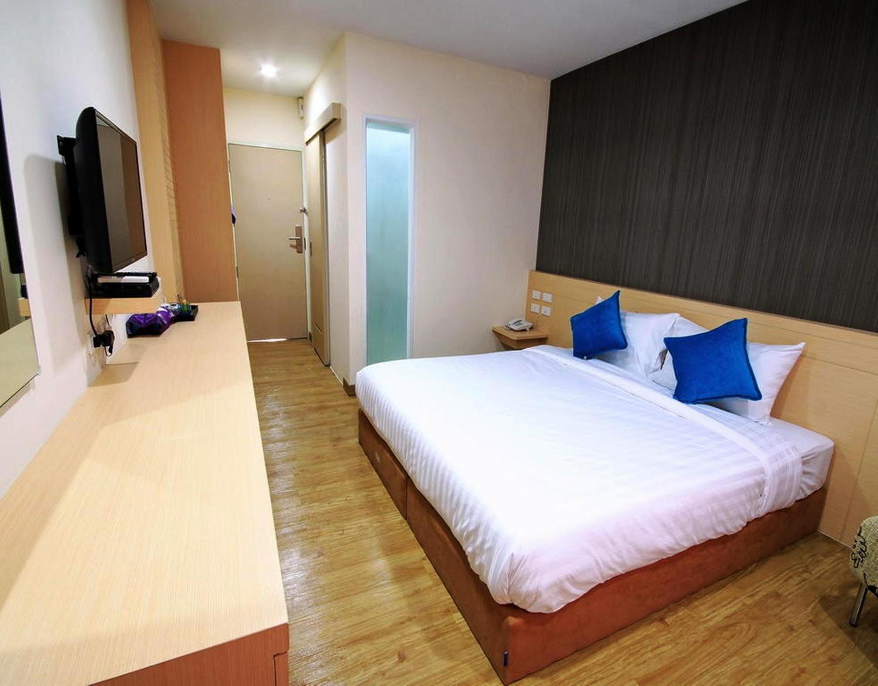Superior Double Room with Garden View photo 2