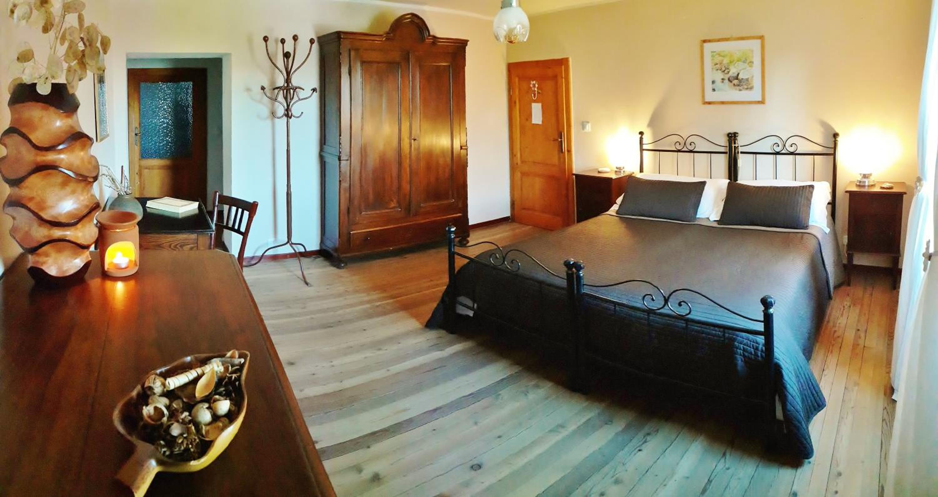 Double or Twin Room with Private Bathroom photo 1