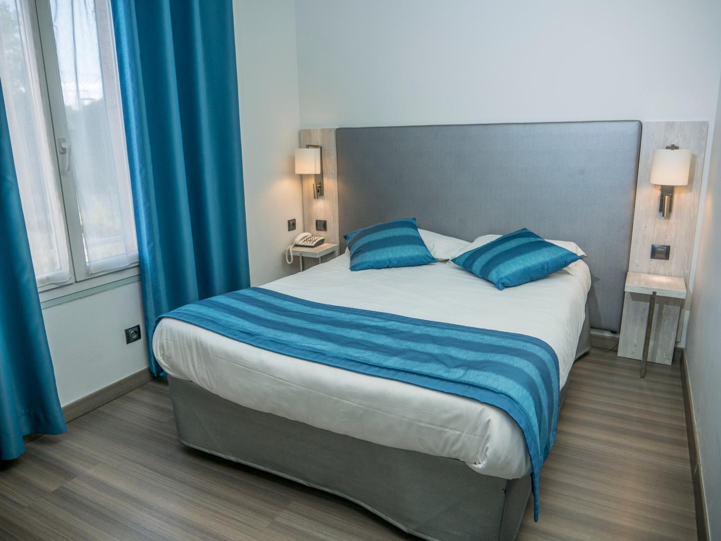 Double Room - Disability Access photo 2