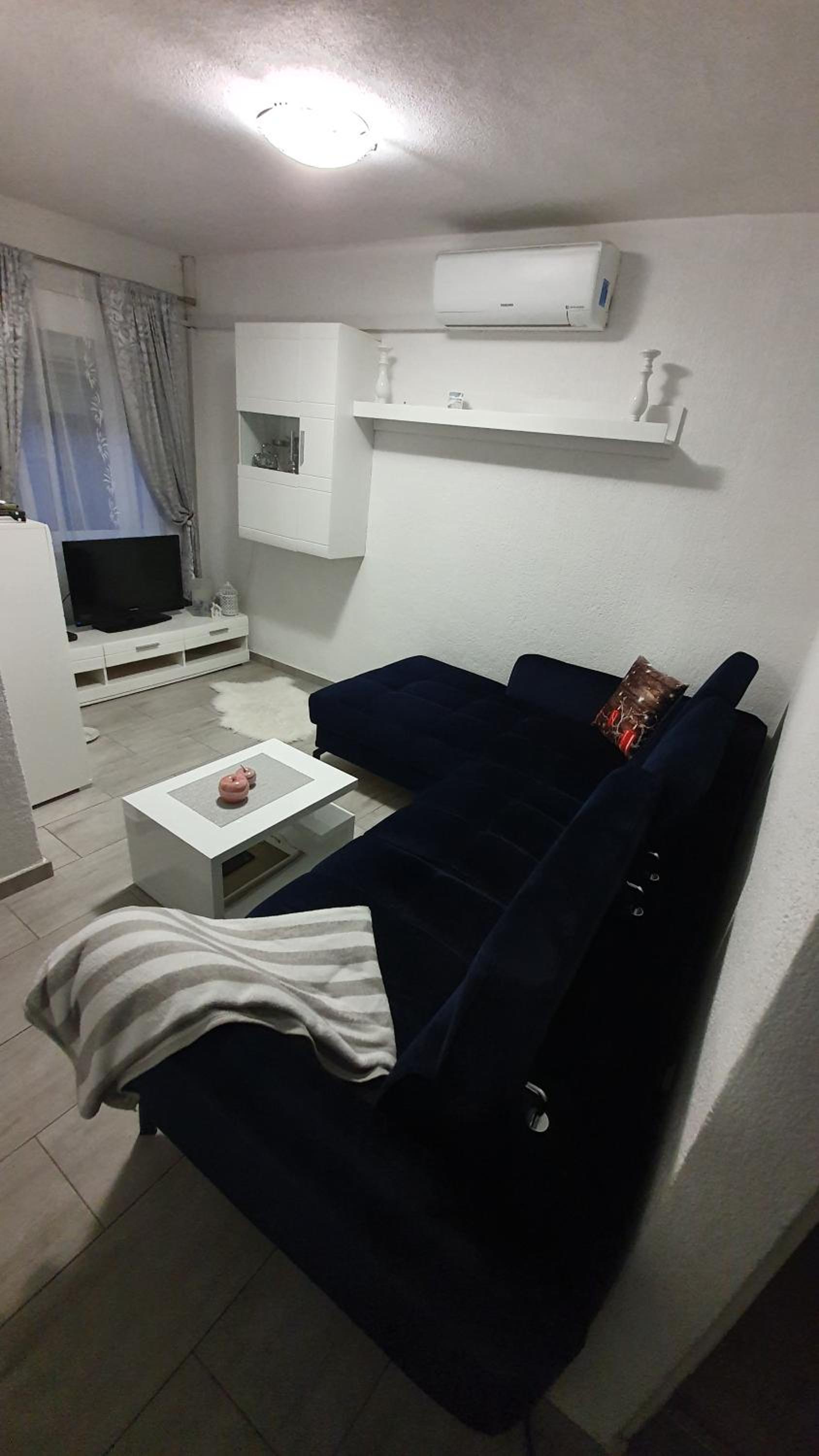 Apartment with Balcony photo 1