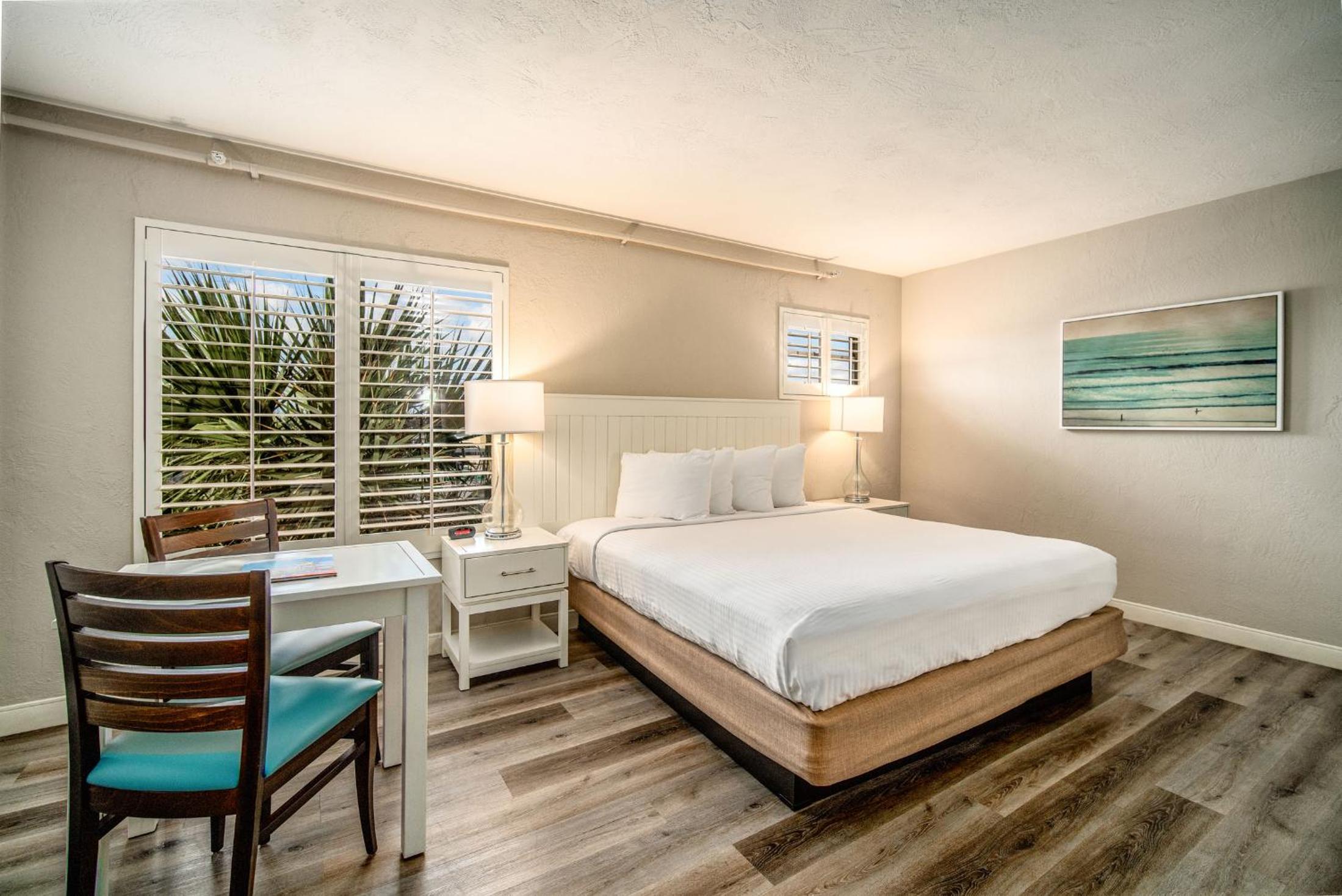 Standard King Room