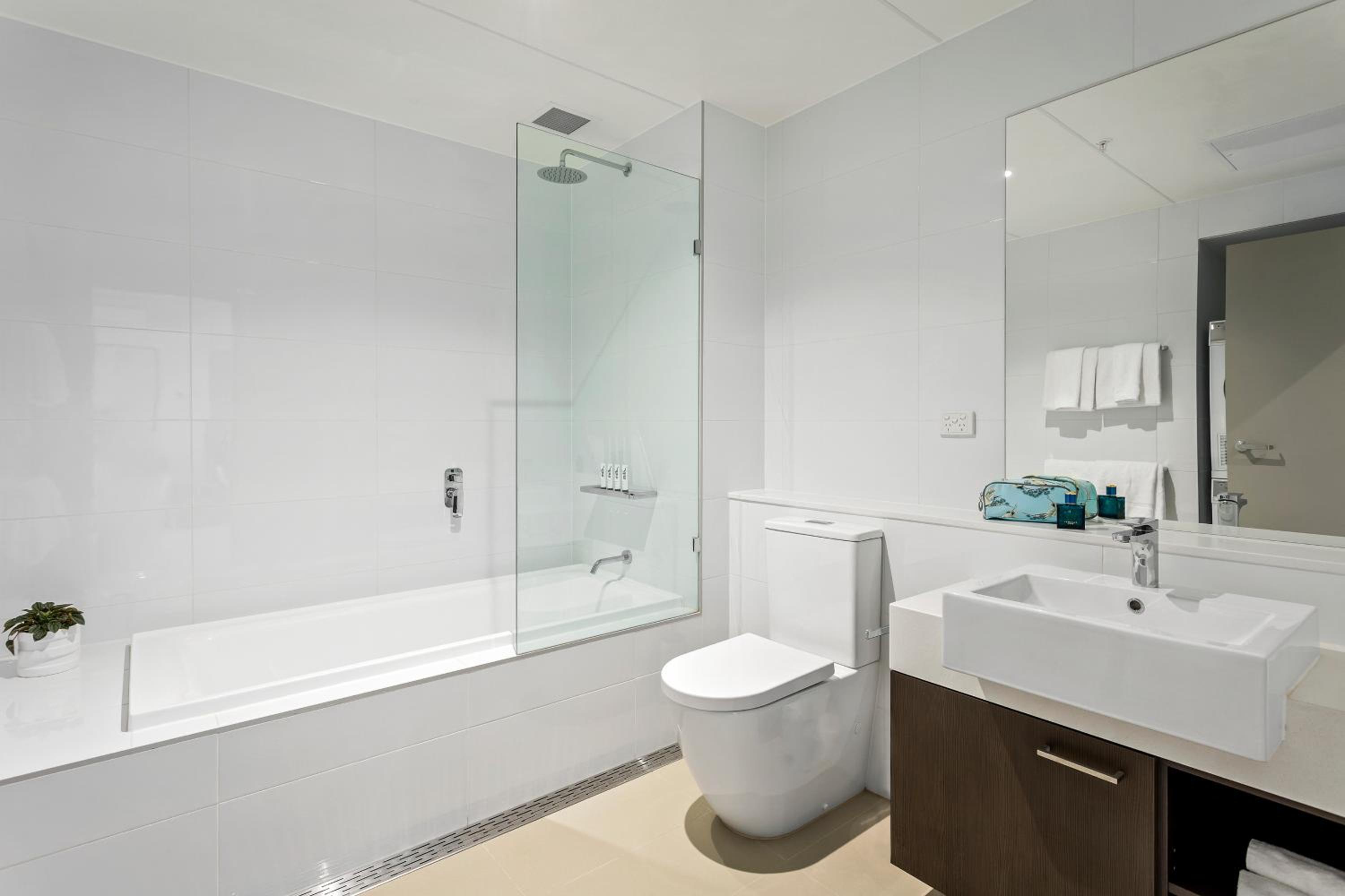 Two-Bedroom Apartment - Photo 6