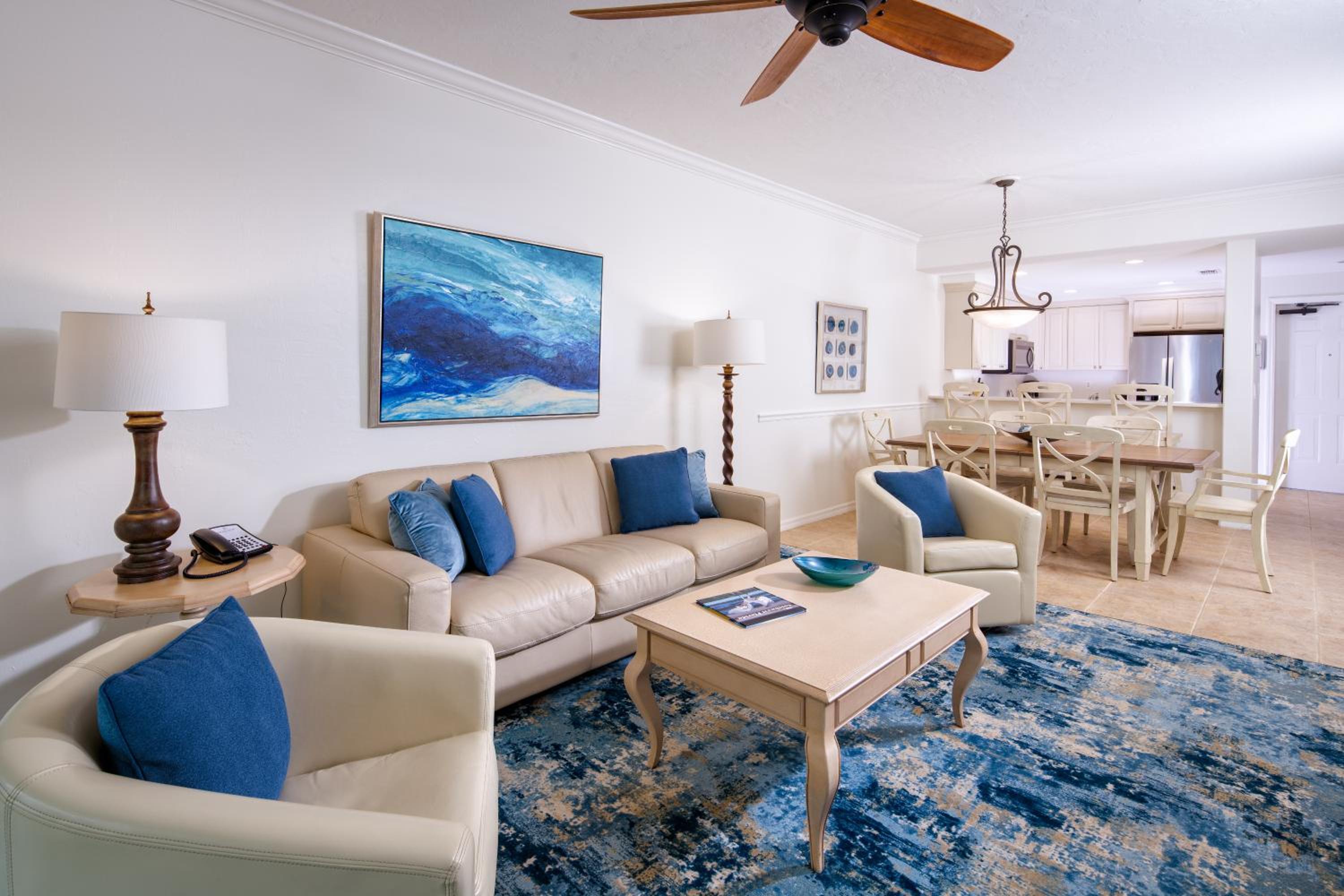 Two-Bedroom Suite - Photo 3
