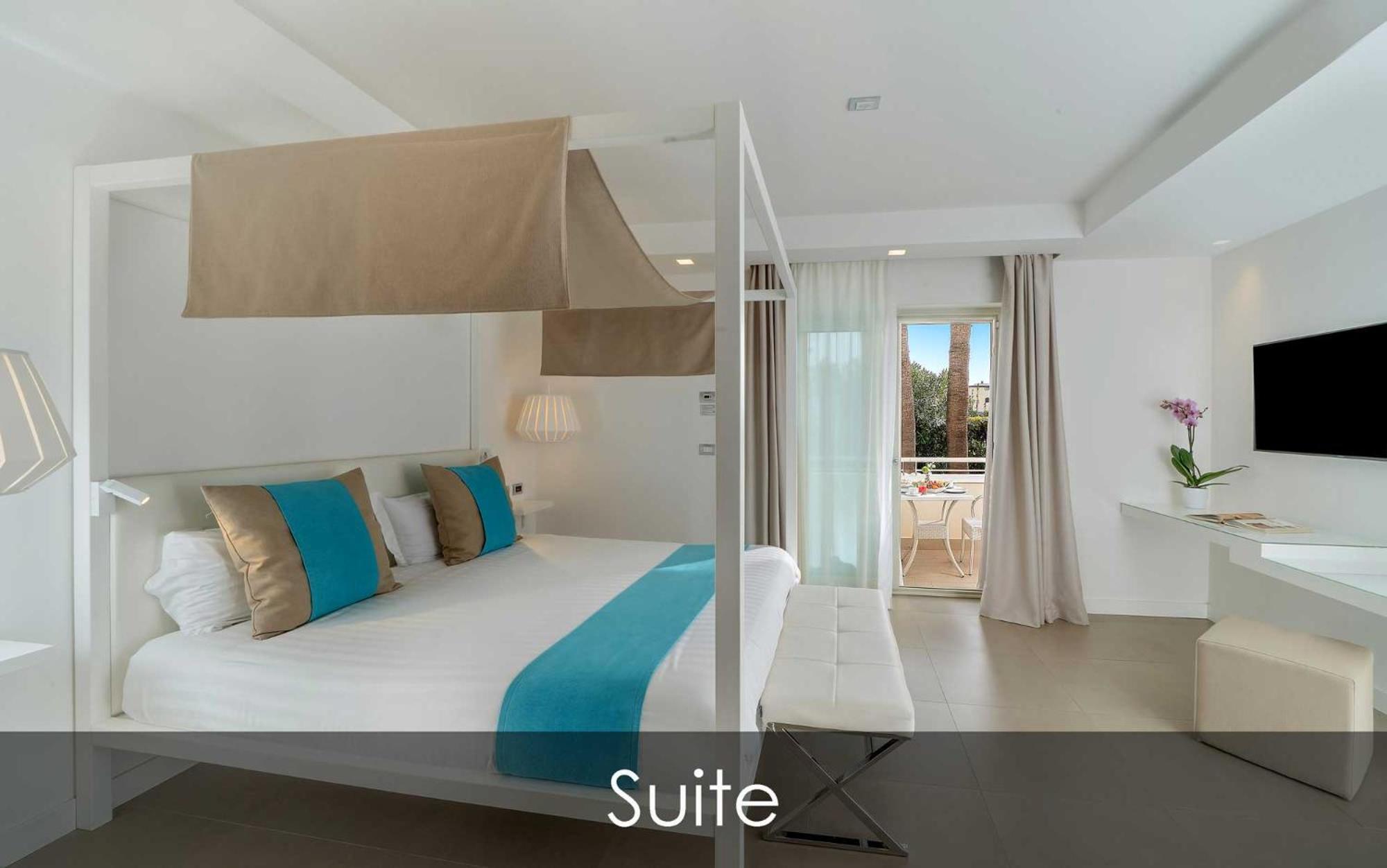 Deluxe Suite with Two Bedrooms (2 adults + 3 children) photo 2