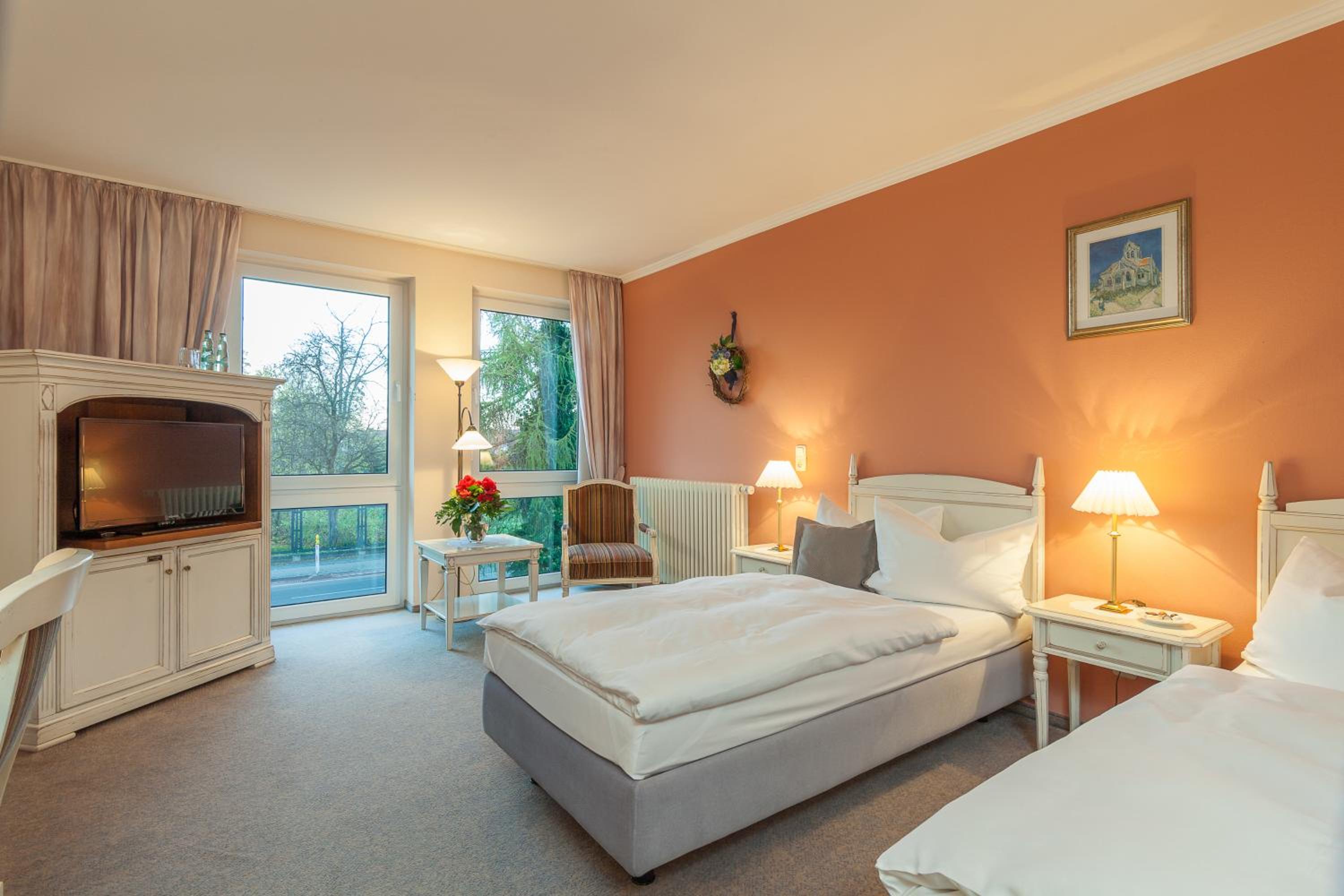 Superior Double or Twin Room - Photo 3