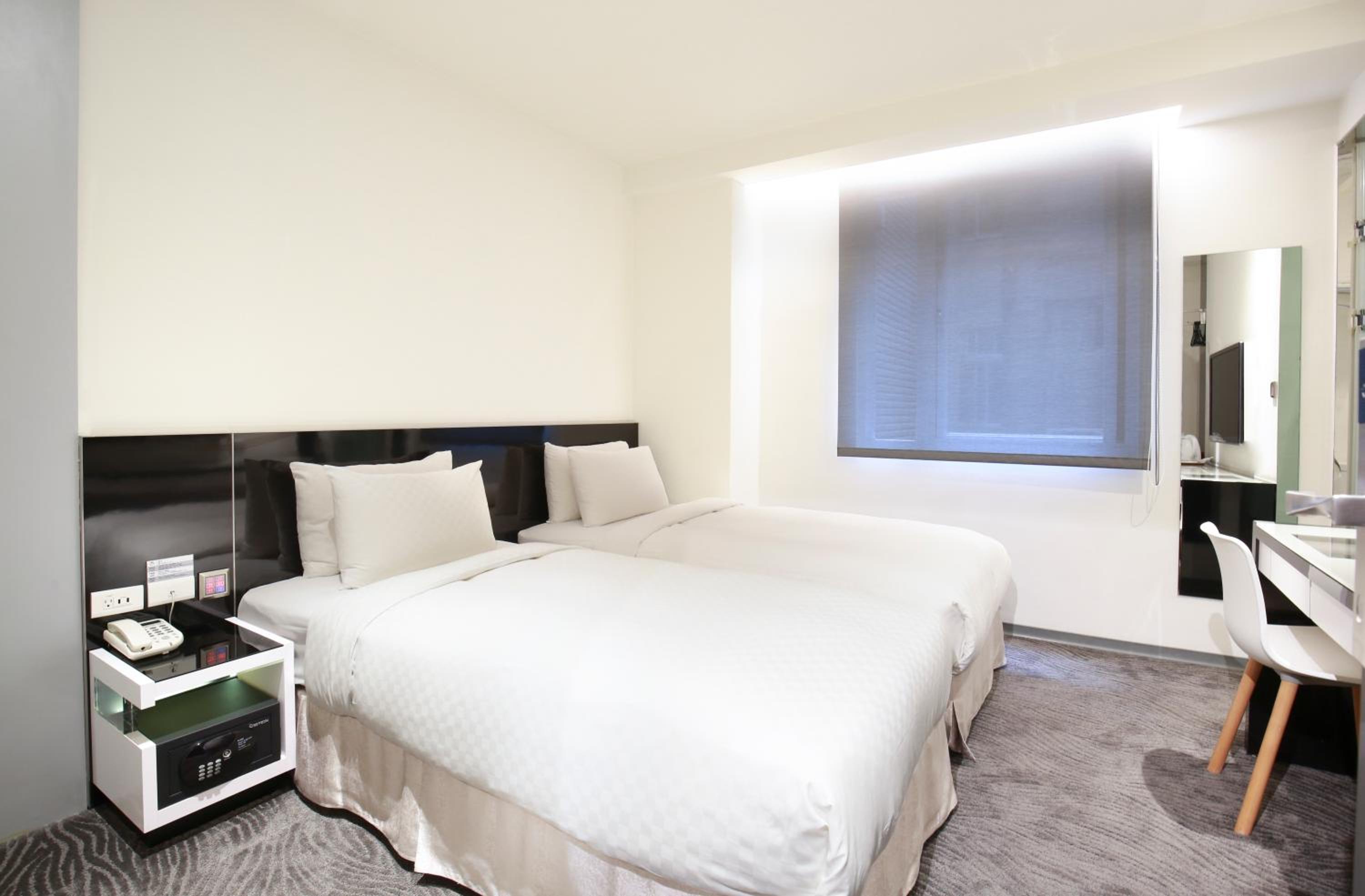 Superior Twin Room photo 3