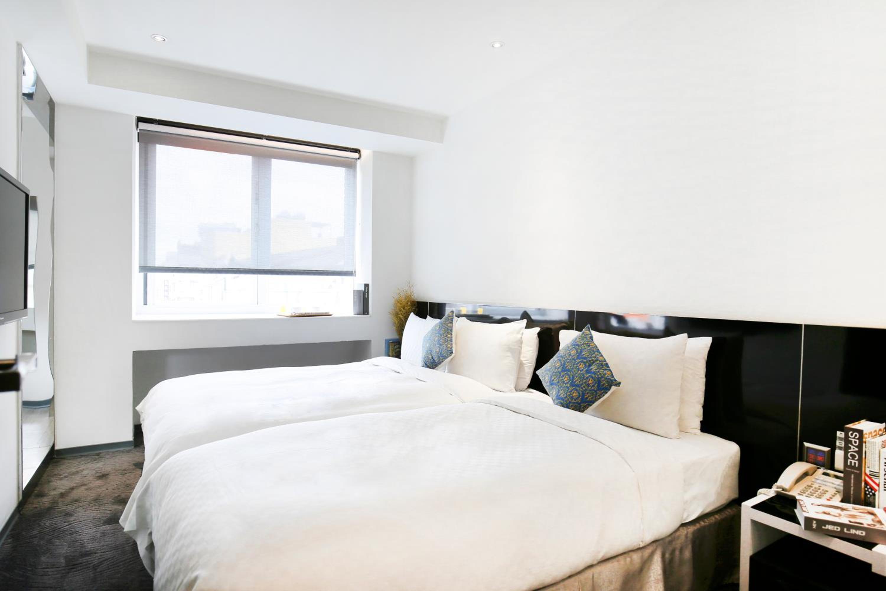 Deluxe Triple Room - No Breakfast