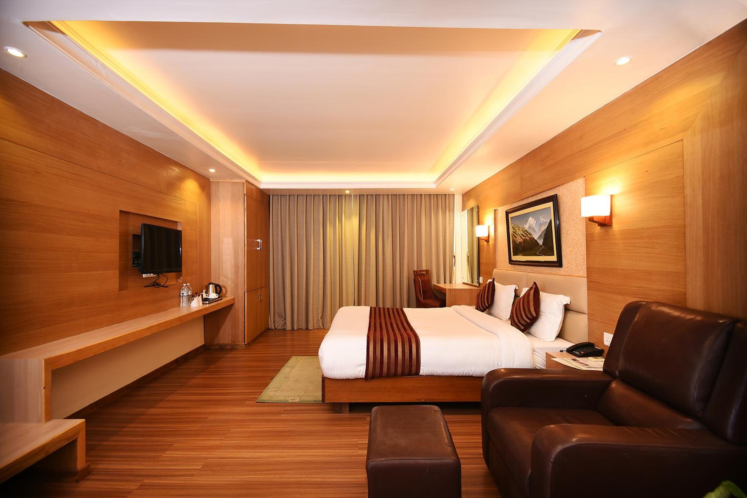Executive Suite with Mountain View - 10% off on Spa