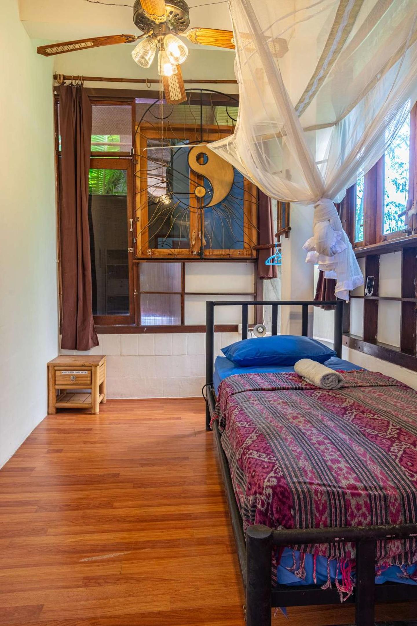 Single Room with Fan