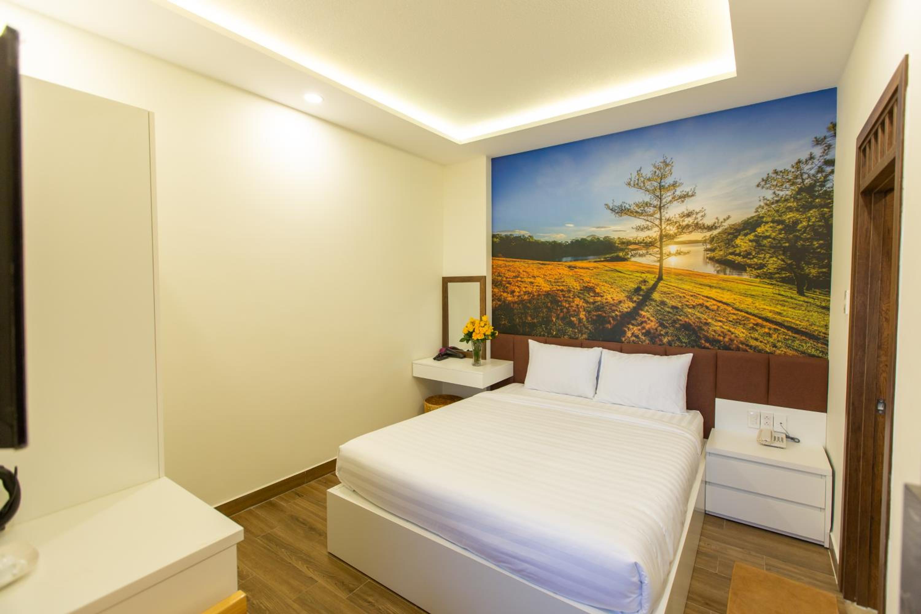 Standard Double Room - Photo 2