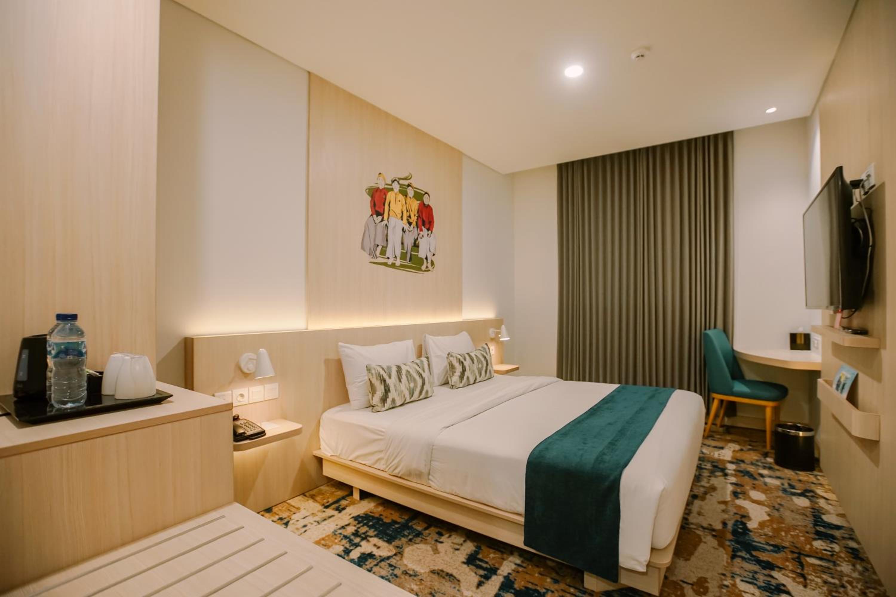 Deluxe Double Room with View  - Photo 12