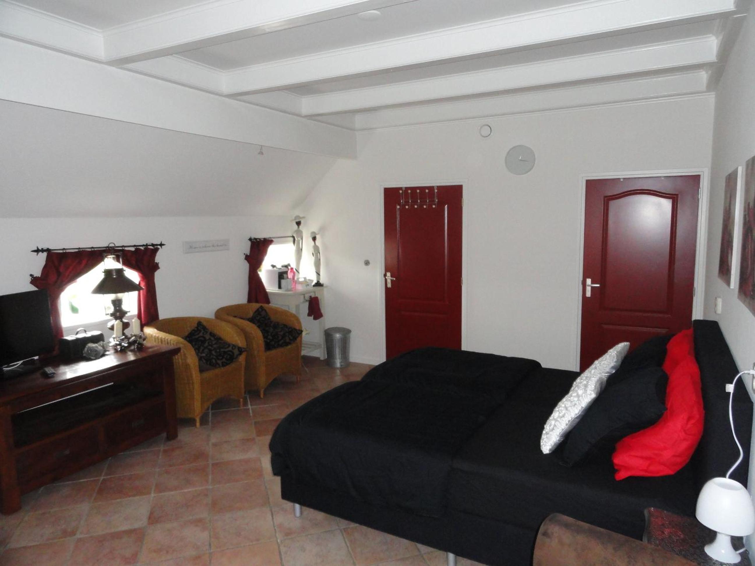 Double Room - Disability Access photo 3