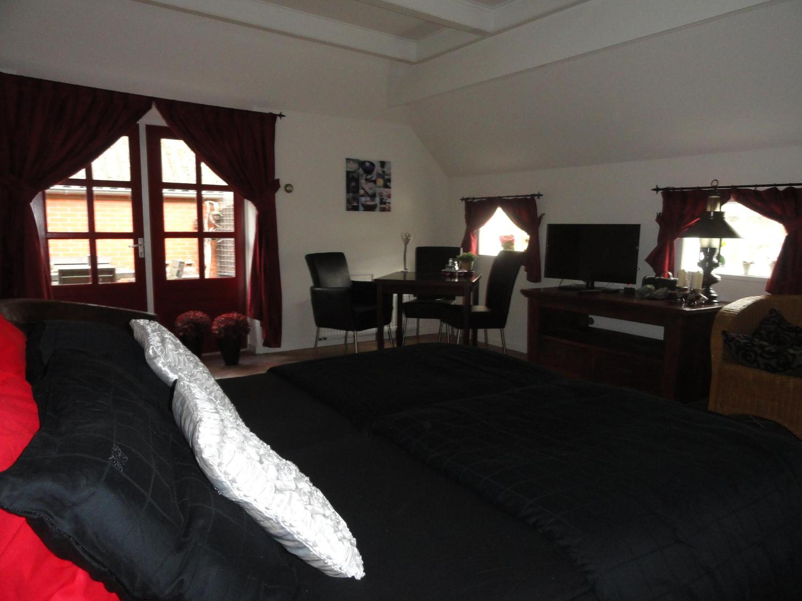 Double Room - Disability Access photo 2