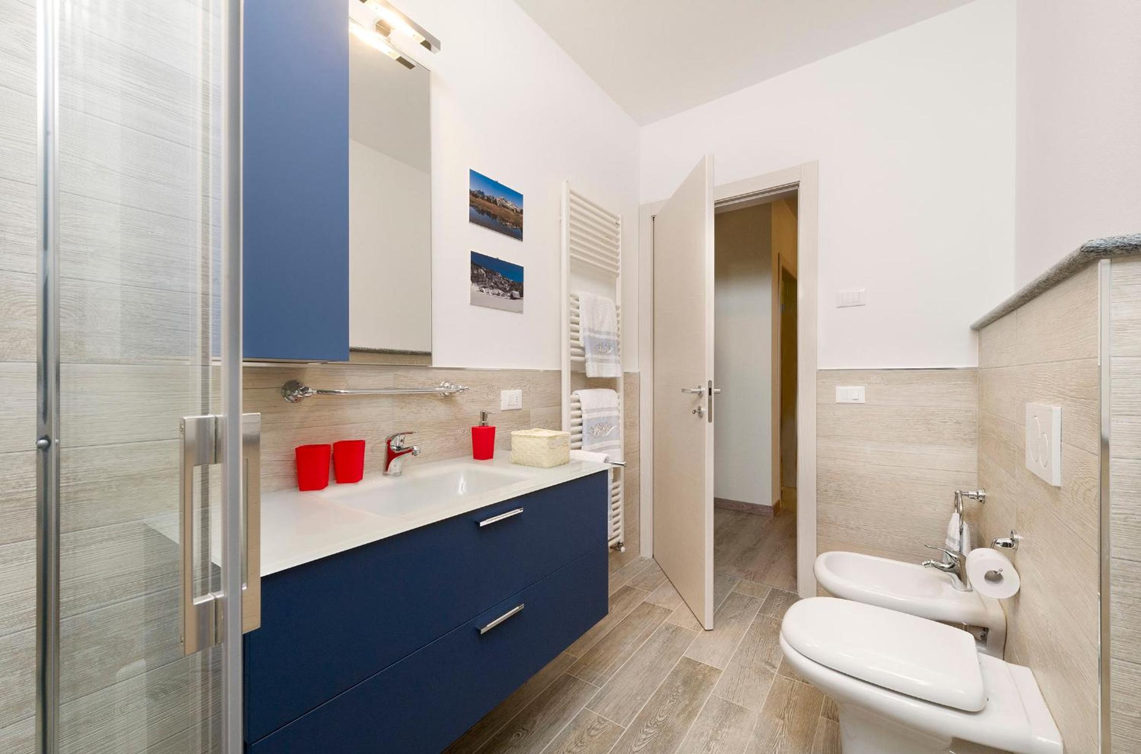 Two-Bedroom Apartment with Terrace photo 2