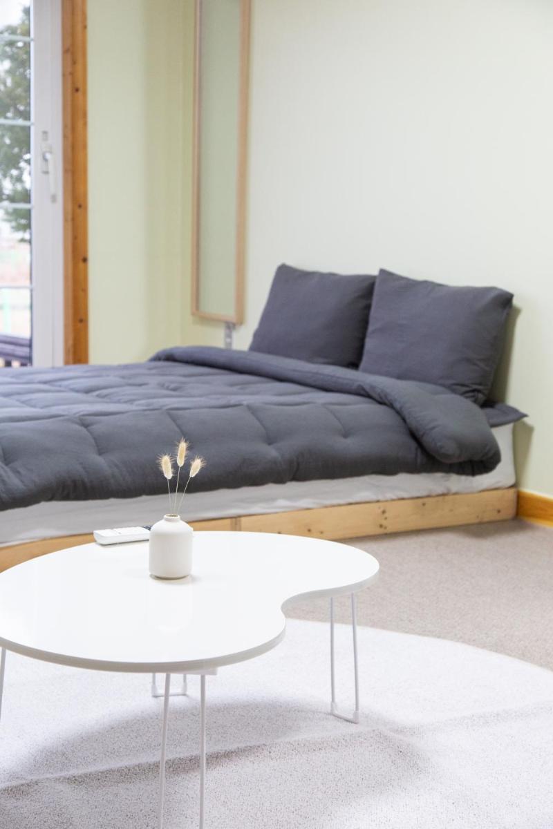 One-Bedroom House photo 3