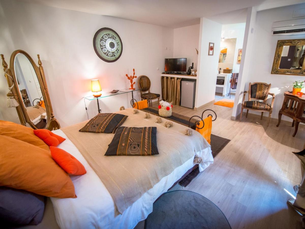 Deluxe Double Room - Photo 4